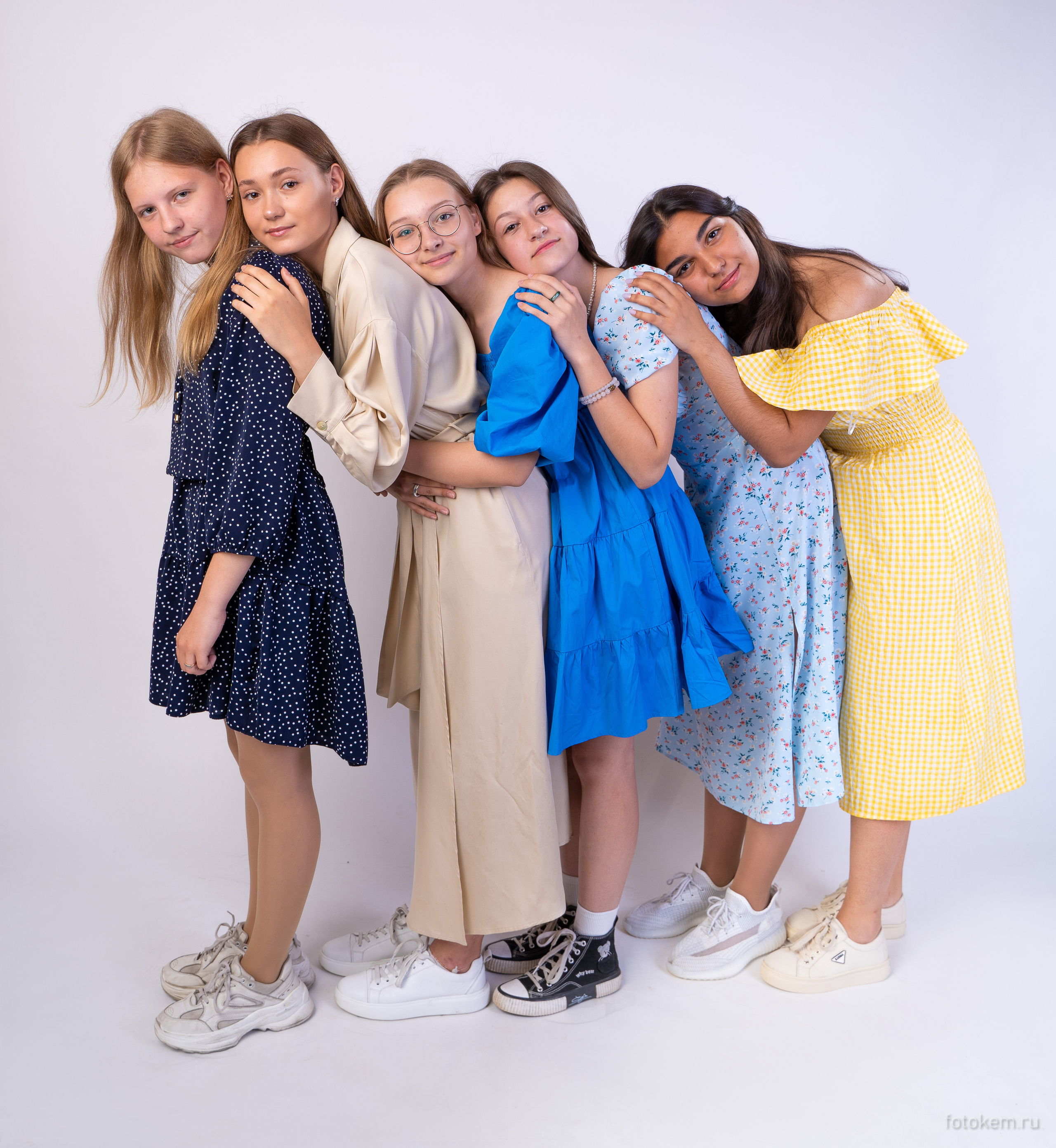 Подружки. Школьный фотограф в Кемерово Мелещенко Анна