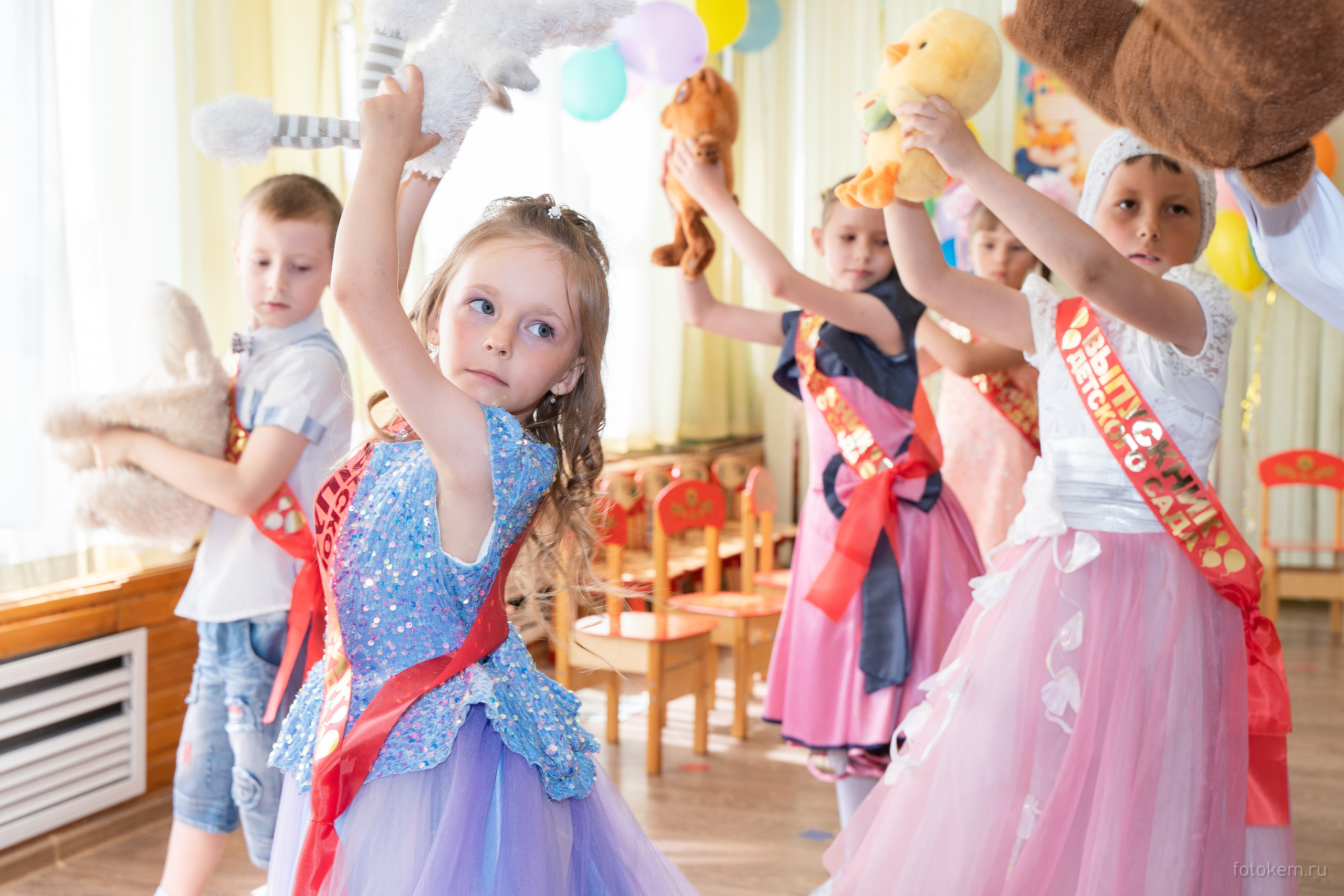 ВЫПУСКНЫЕ в садике. Школьный фотограф в Кемерово Мелещенко Анна