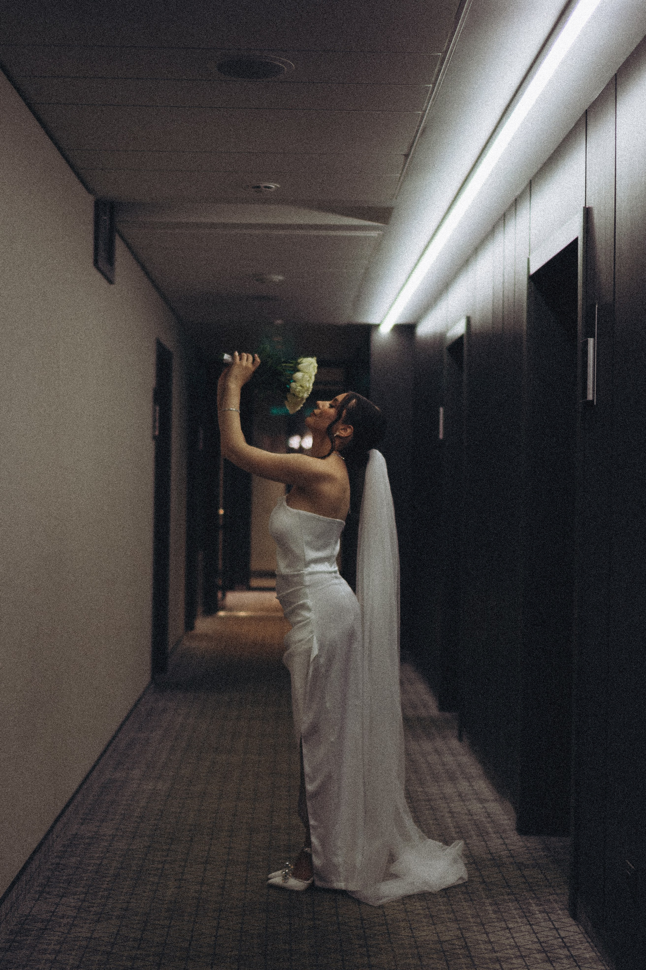 СВАДЕБНАЯ СЬЕМКА СБОРОВ ЖЕНИХА И НЕВЕСТЫ В ОТЕЛЕ И ТАКЖЕ ФОТОСЕССИИЯ В ОТЕЛЕЕ МЕГАПОЛИС БРЯНСК. Профессиональный фотограф, Санкт-Петербург — Виктория Богомолова