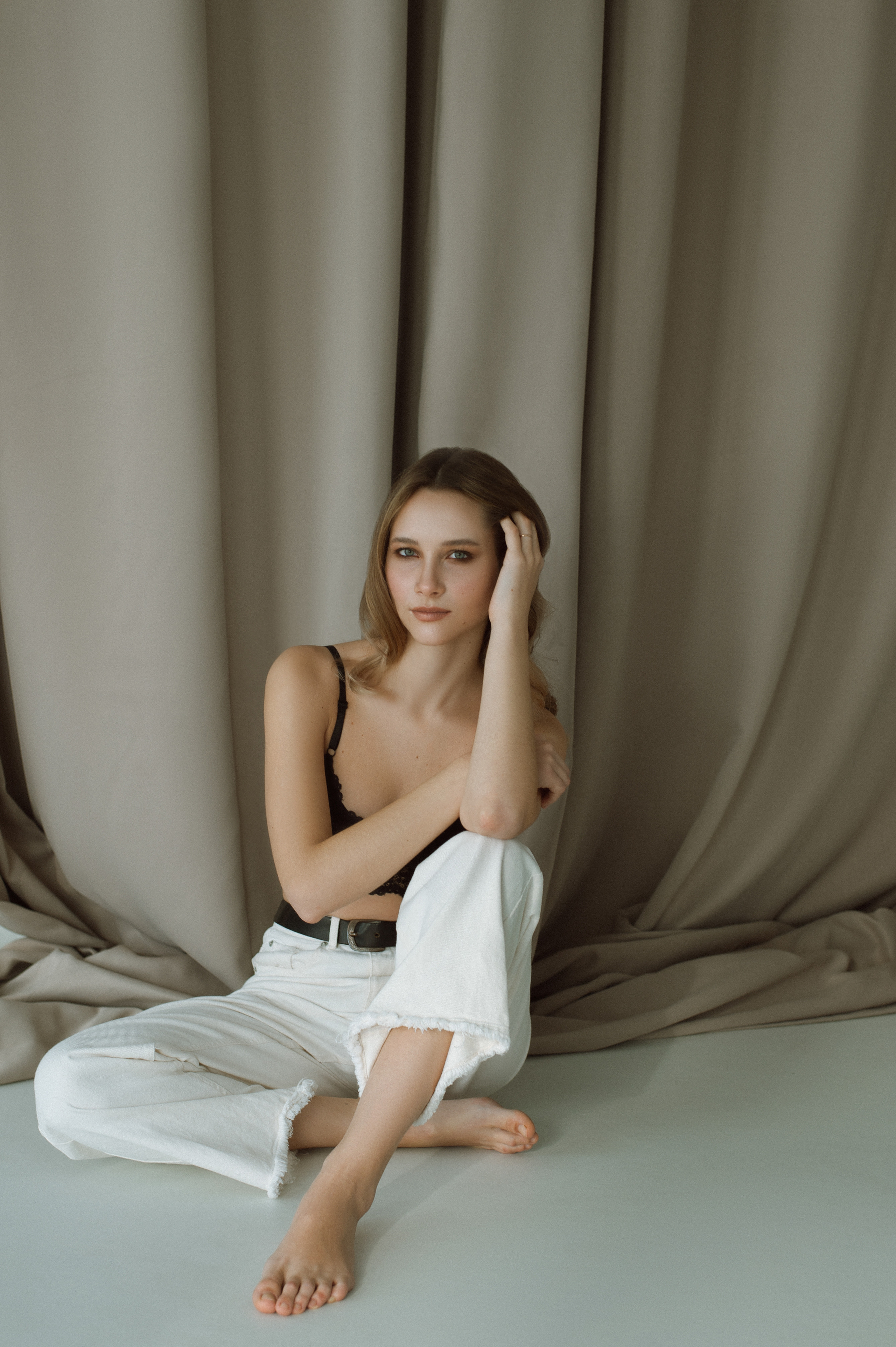 Аня | Портрет в студии. Портретный свадебный фотограф Крым | Евгения Щитенко