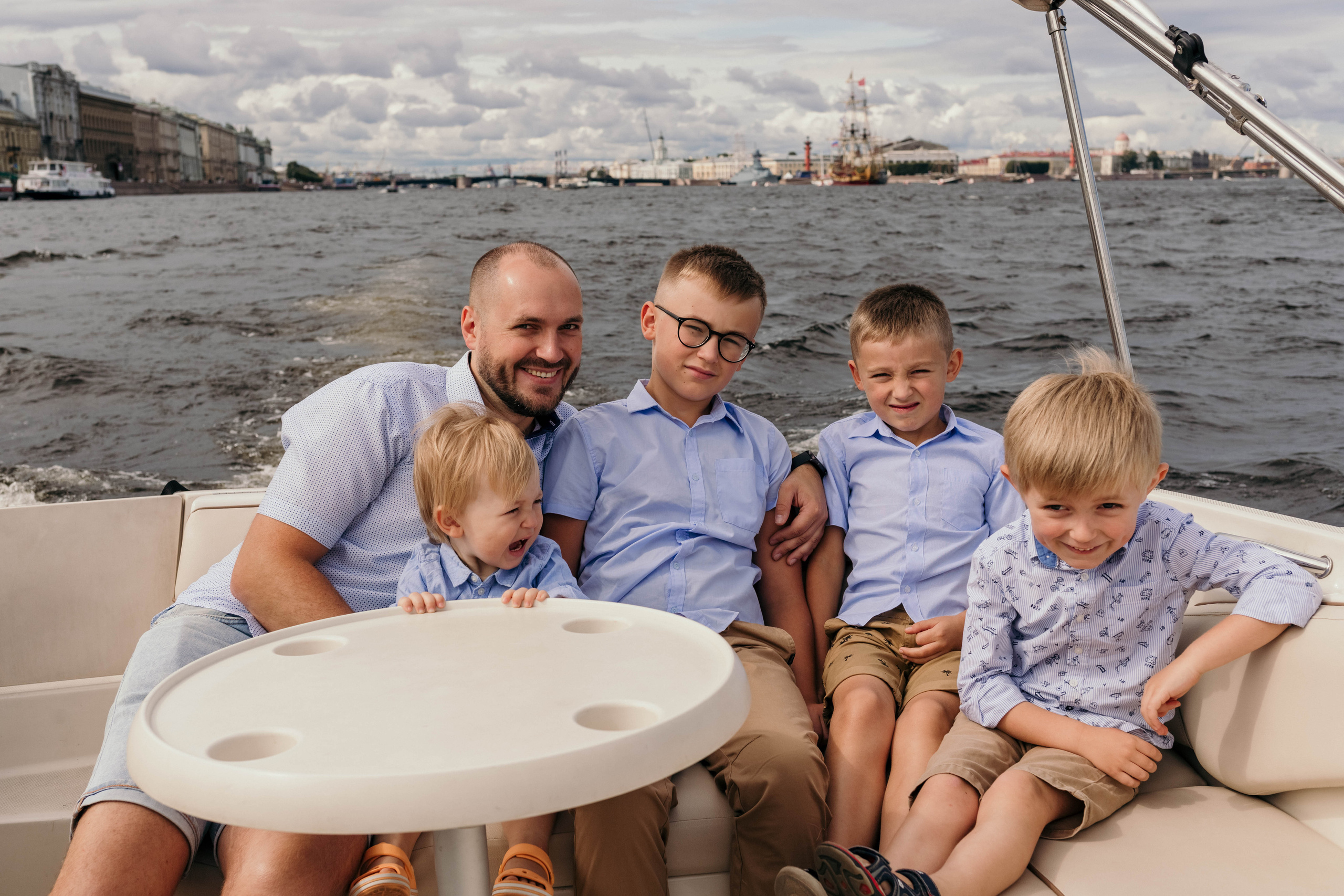 БОЛЬШАЯ СЕМЬЯ. Семейный Фотограф в Санкт-Петербурге Пушкин Анастасия Дьяконенкова