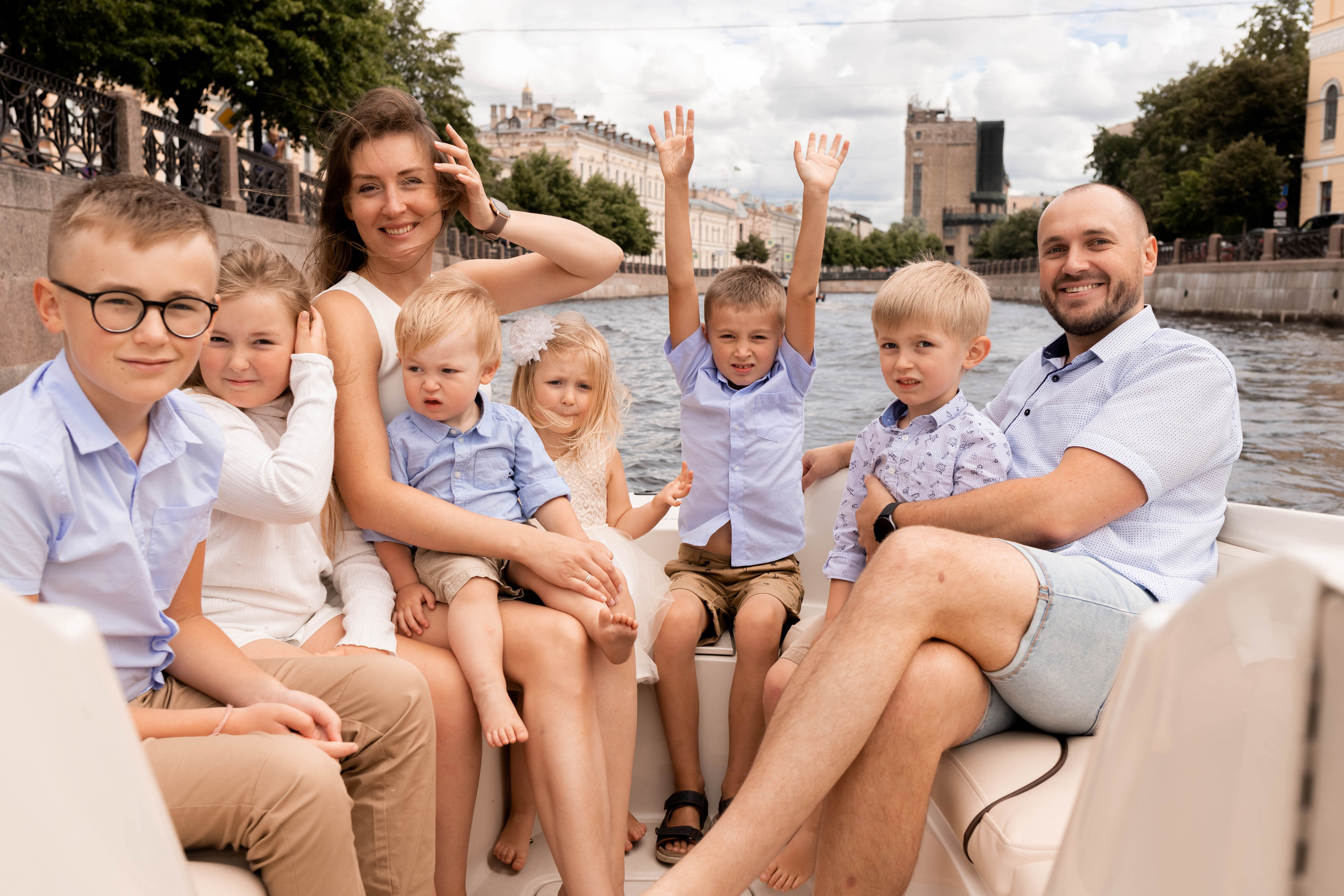 БОЛЬШАЯ СЕМЬЯ. Семейный Фотограф в Санкт-Петербурге Пушкин Анастасия Дьяконенкова