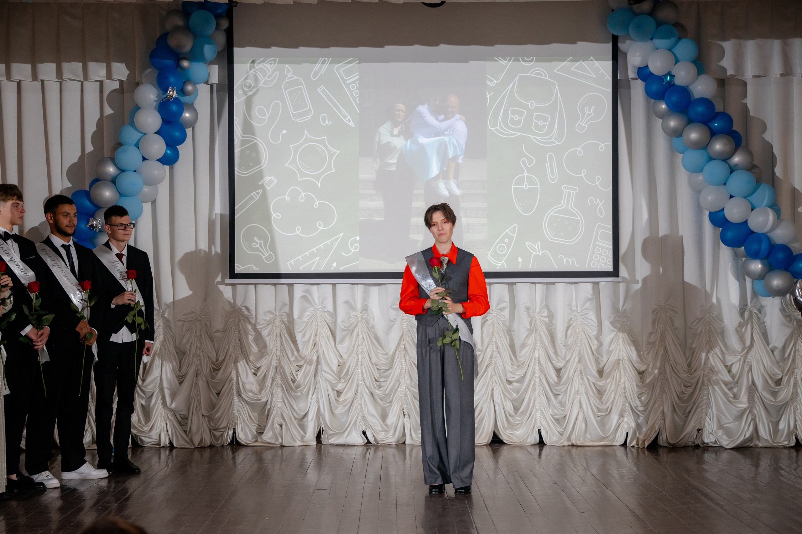 Школьный выпускной 2024 год в Соколе (Минск). Свадебный фотограф в Минске/Беларуси Сергей Спиридонов