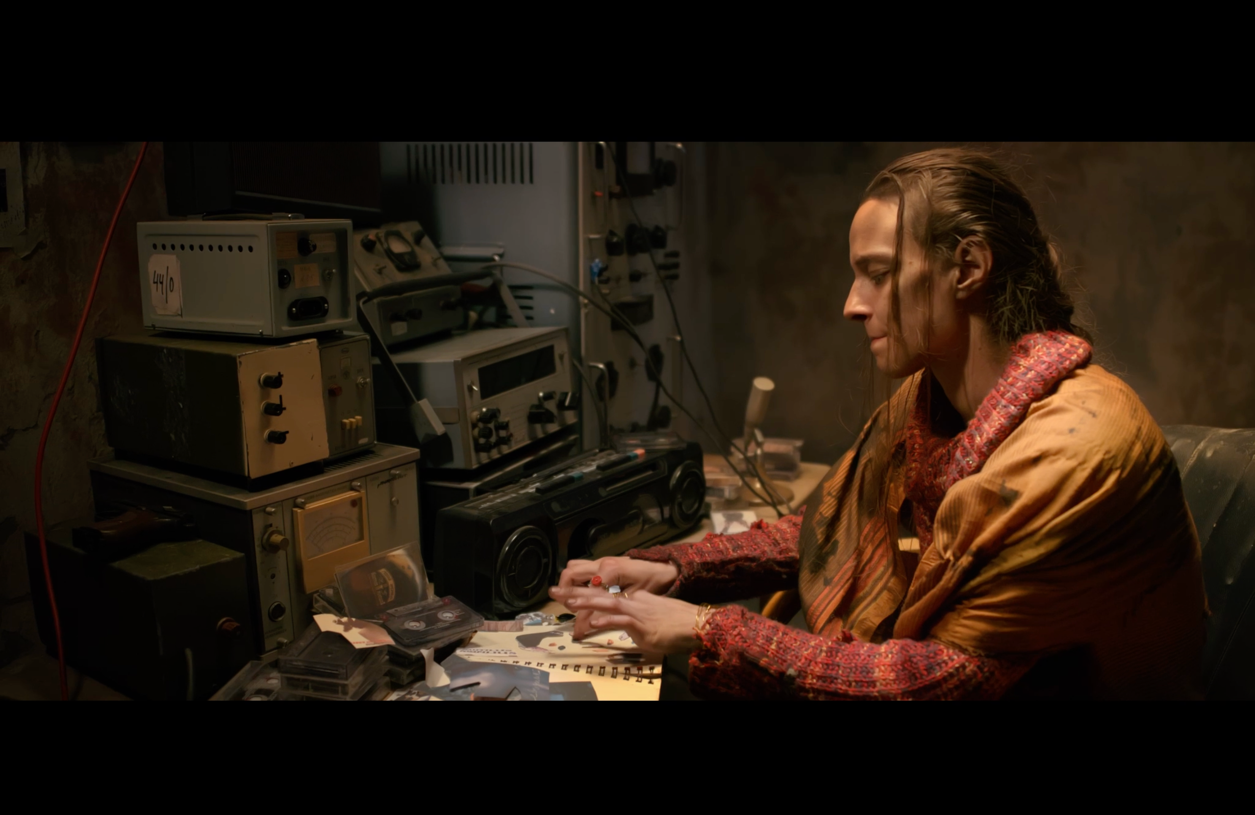 MEET SOMEONE / ВСТРЕТИТЬ ЧЕЛОВЕКА. DOP Yulia Popova