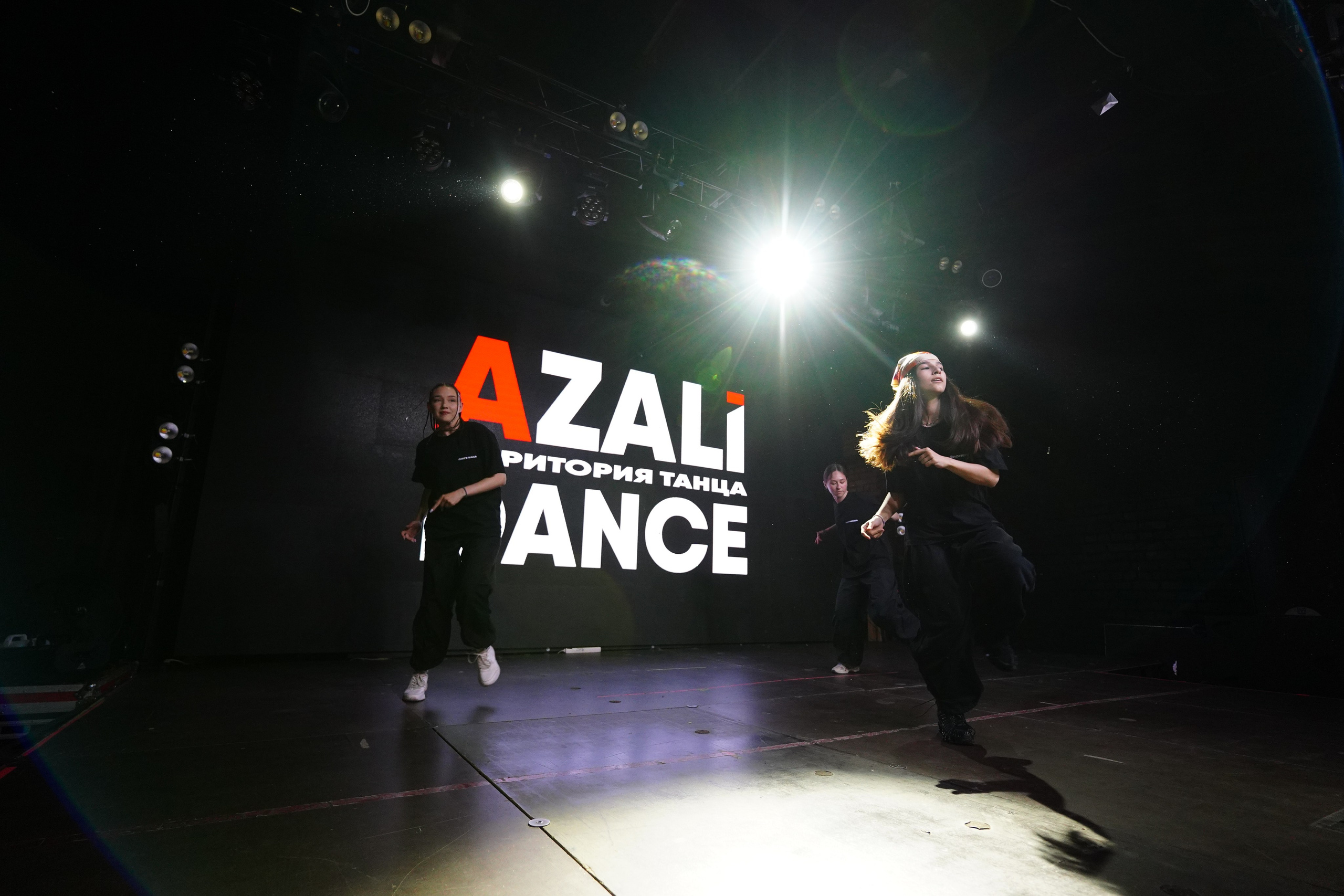 Отчетный концерт «Azali Dance». Pupov.png