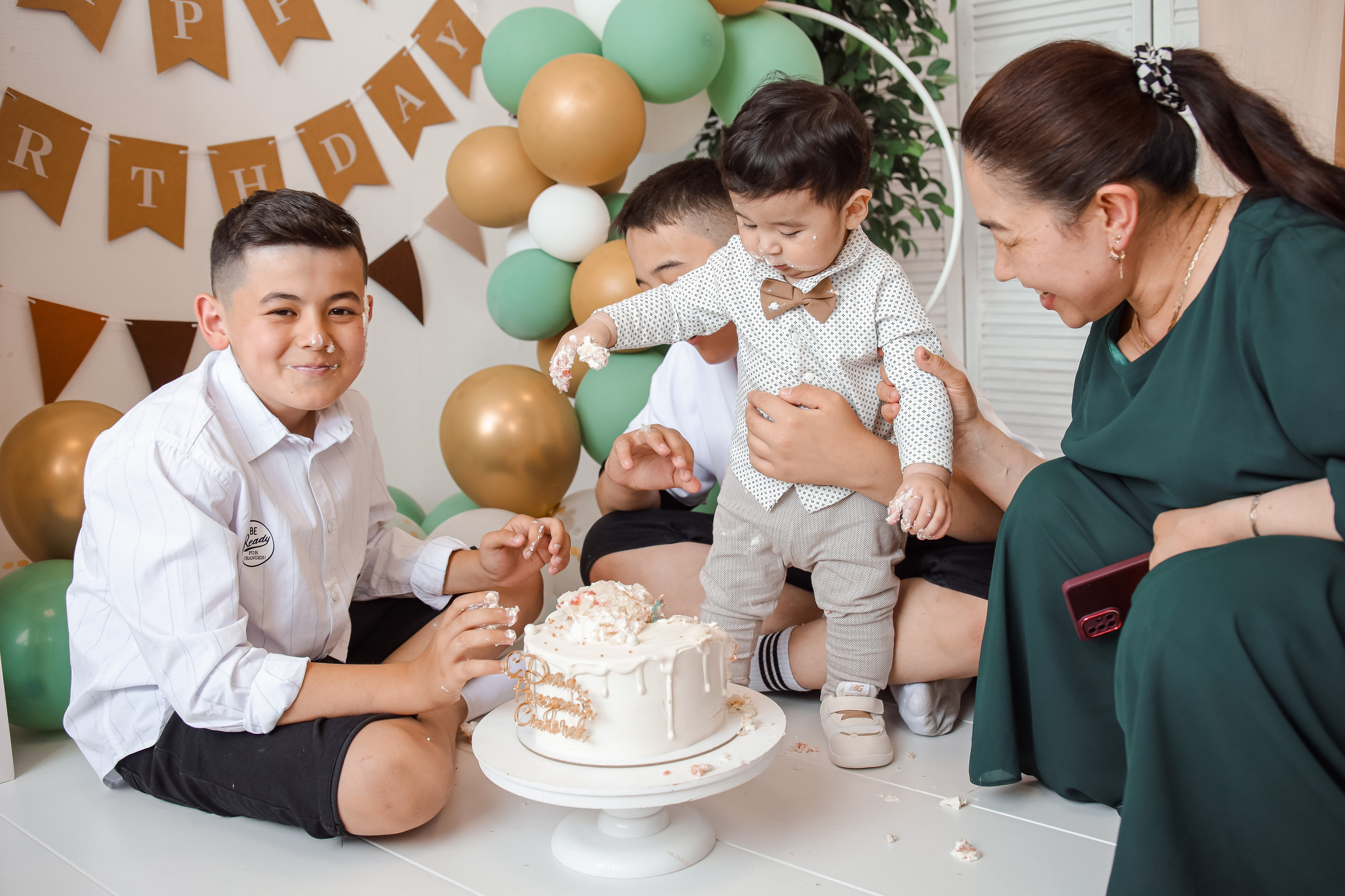 1й Годик Мухаммада. Детский и Семейный фотограф в Санкт-Петербурге. Детская Фотостудия «FAMILY STORY»