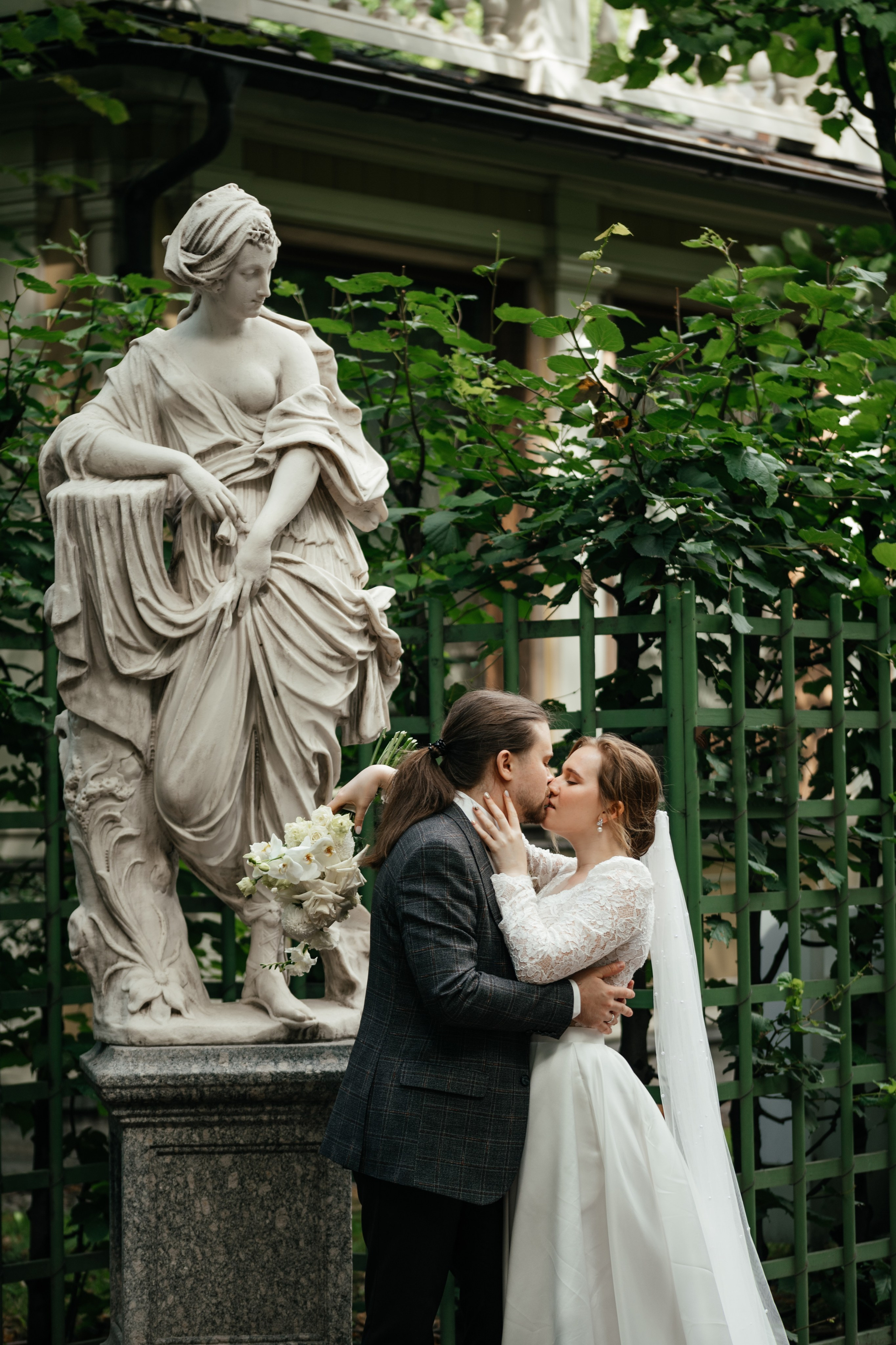 Никита и Фаина. Свадебный и студийный фотограф Ирина Котикова