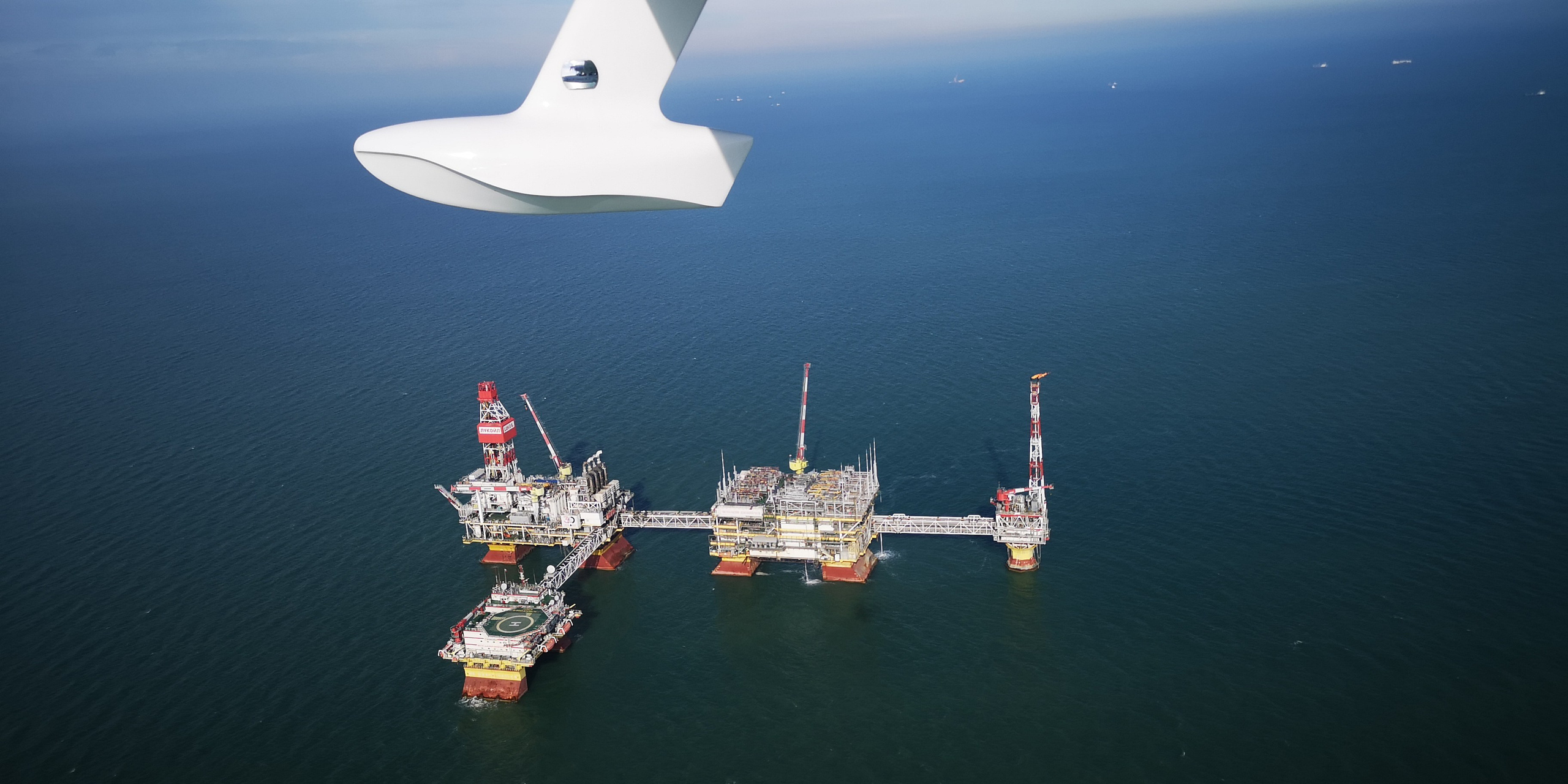 Каспийское море (наука на Ла-8) (2021 г.). Фотоальбом показывающий увлекательный мир авиации и мир медведей Андрея Иванова