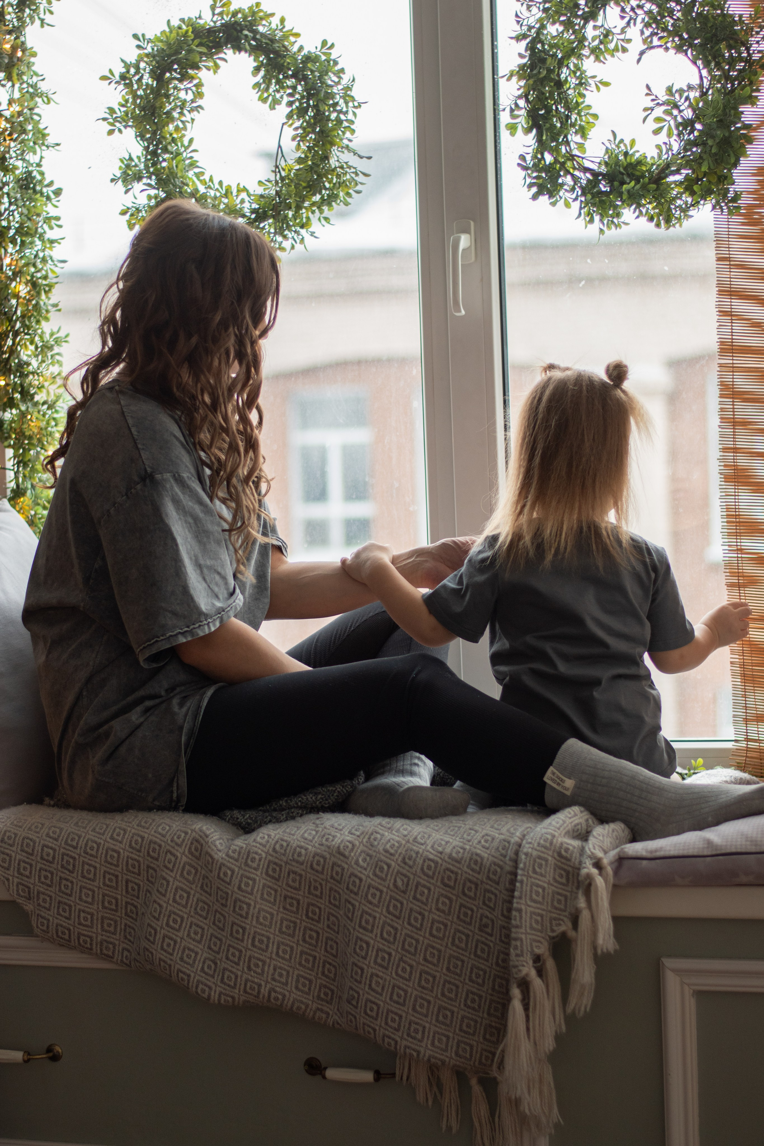 Ксения и прекрасные малышки Милана и Арина. Фотограф в Новосибирске Фальман Полина