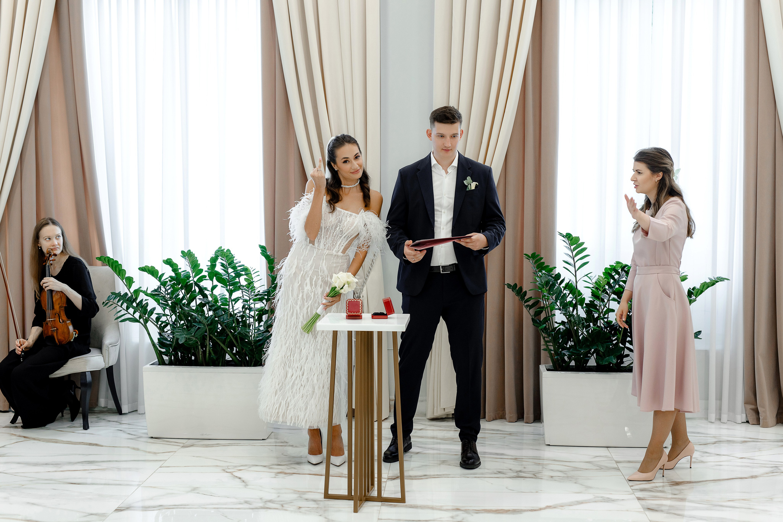 Вероника и Антон Москва. Свадебный фотограф Москва КМВ Марина Комиссарова