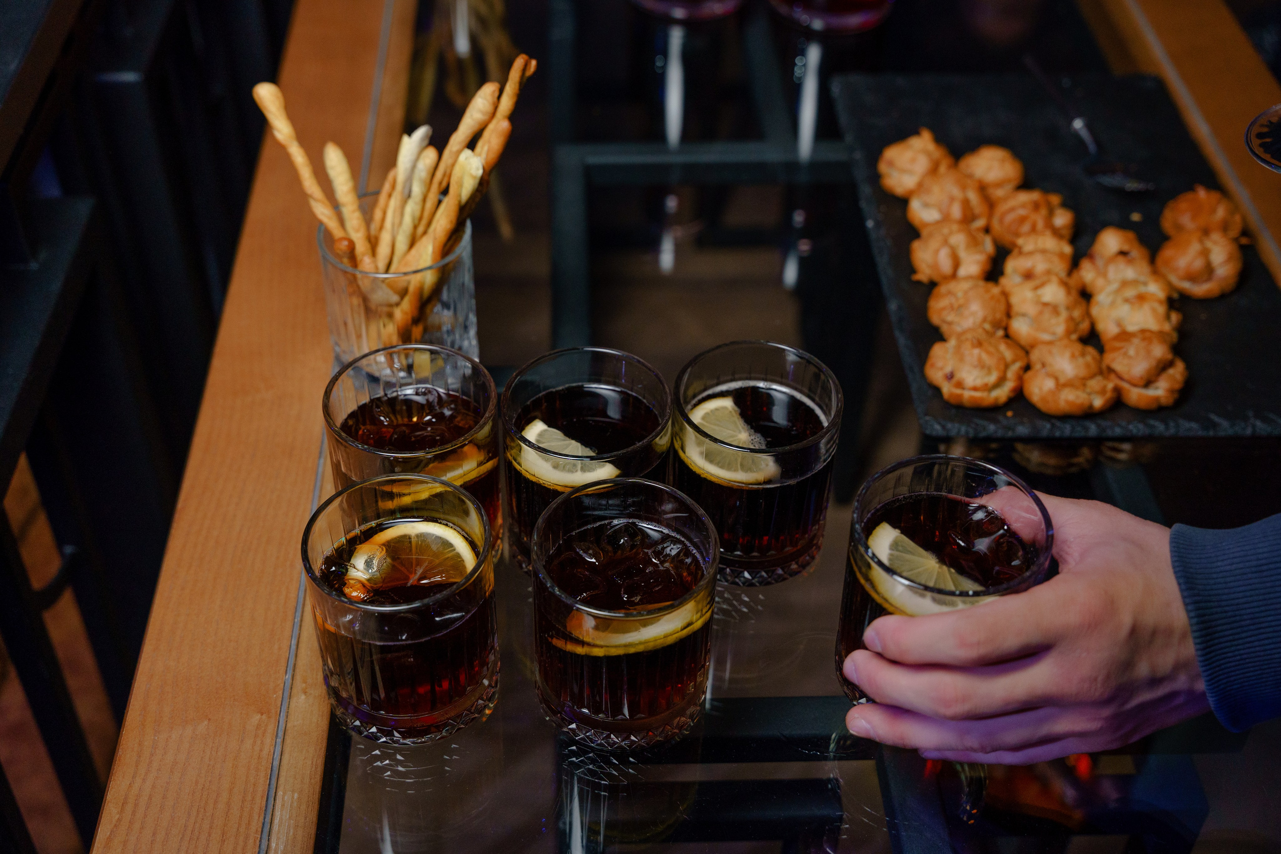 Crypto Summit 2024 After Party в SMOKE DOG. Репортажный фотограф Москва Сергей Дружинин