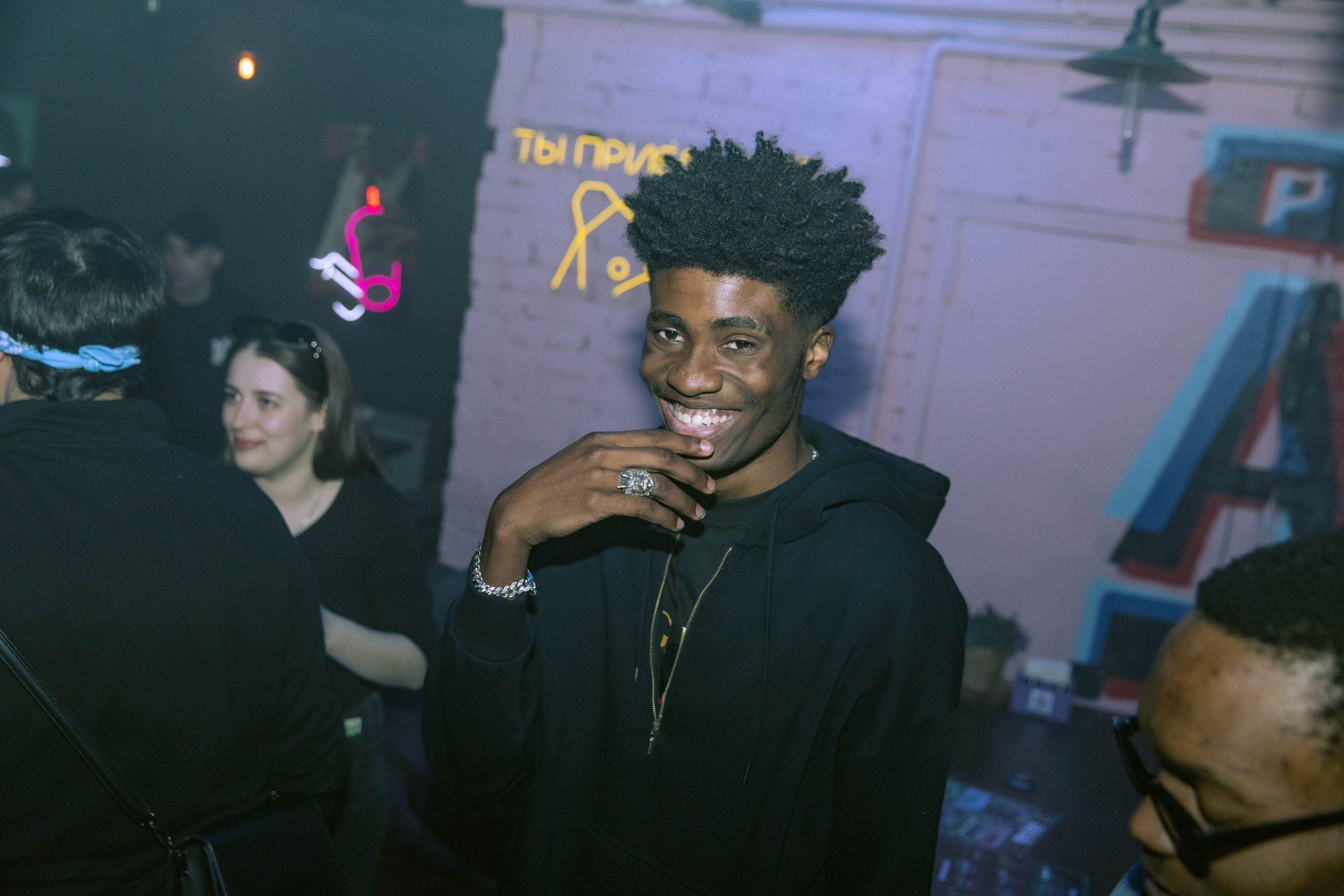 Mishka-bar 1. _Carpe diem_