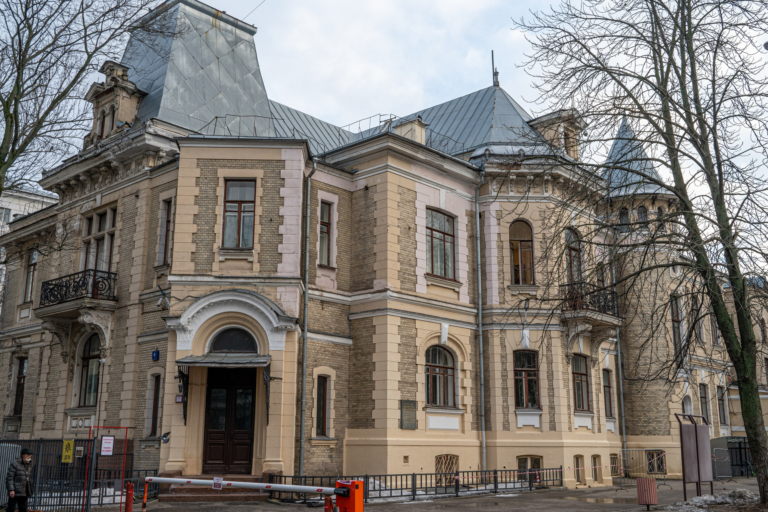 Череда эпох. Мясницкая и окрестности. П&П — Полезное с Приятным. Фотоэкскурсии — Москва на память. Экскурсовод и фотограф в Москве. Увези столицу в своём альбоме!