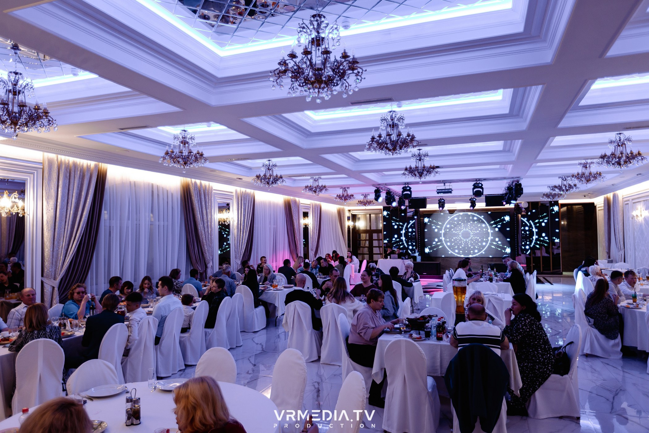 Выходные в ресторане «Лазурный берег»