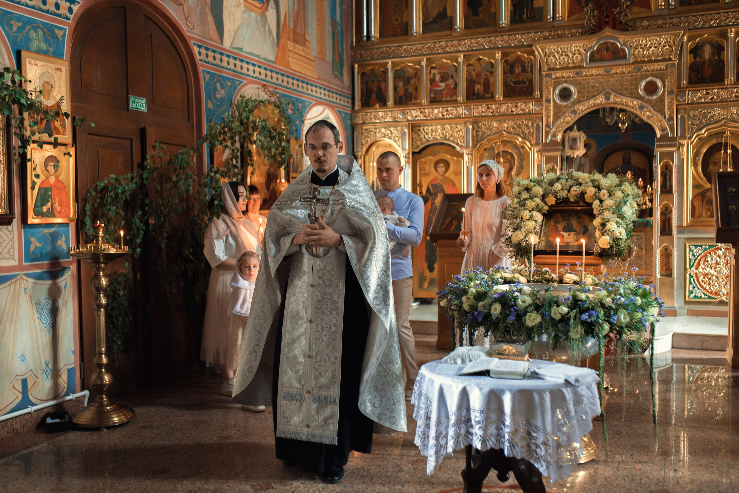 Крещение в Знаменской Церкви г. Переславль Залесский. Профессиональный фотограф в Москве и Мо Мария Шантарёва