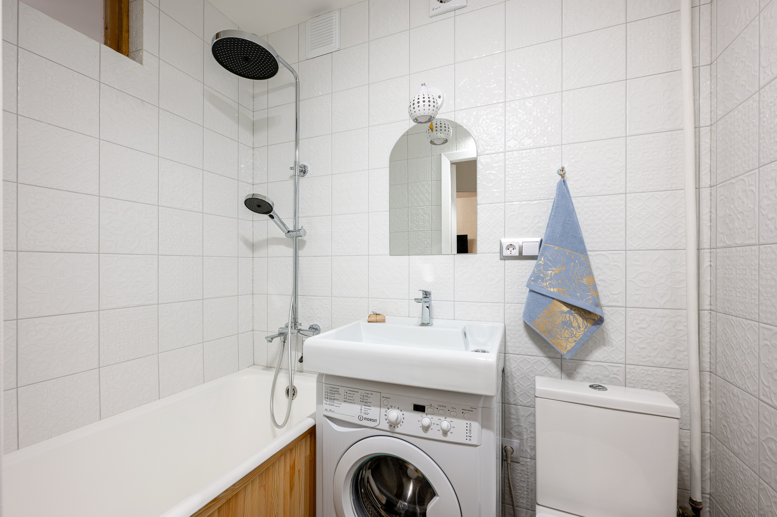 Квартира для суточной аренды на Казанской улице. Интерьерный фотограф. Фото- видеосъемка недвижимости Санкт-Петербург