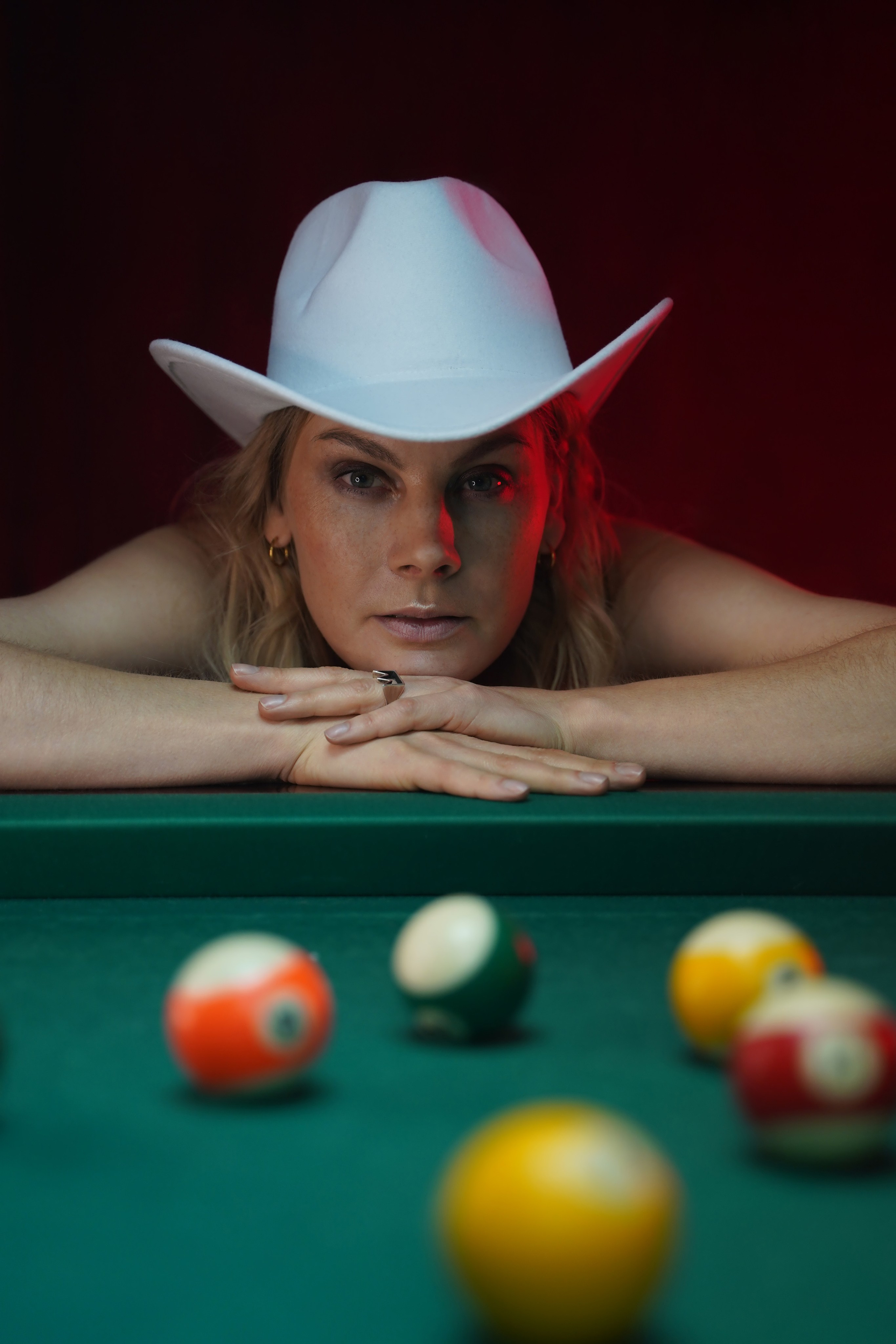 Ксения.Бильярд. Фотограф в Москве Анна Комягина