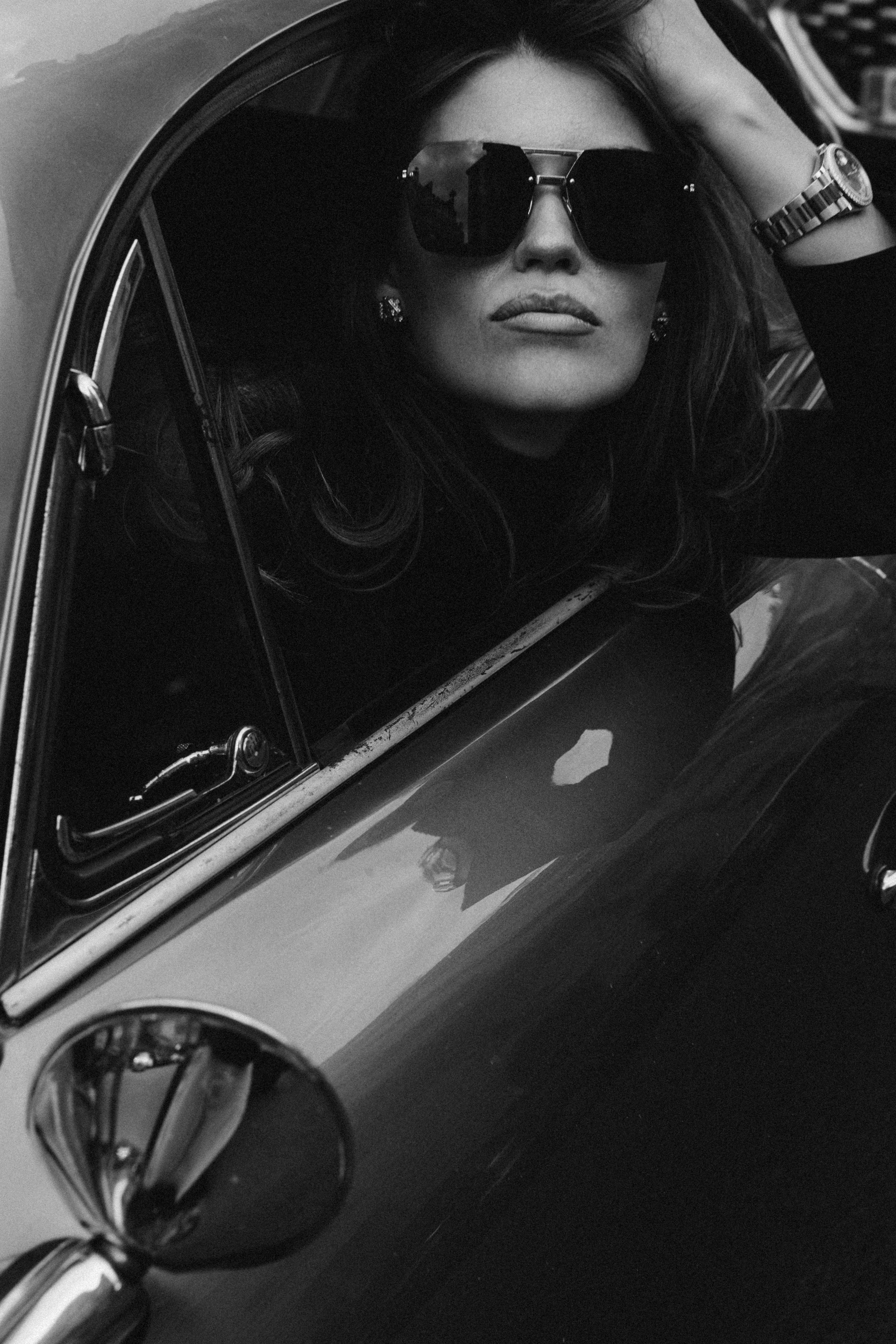 Hit the road. Photographer in Paris