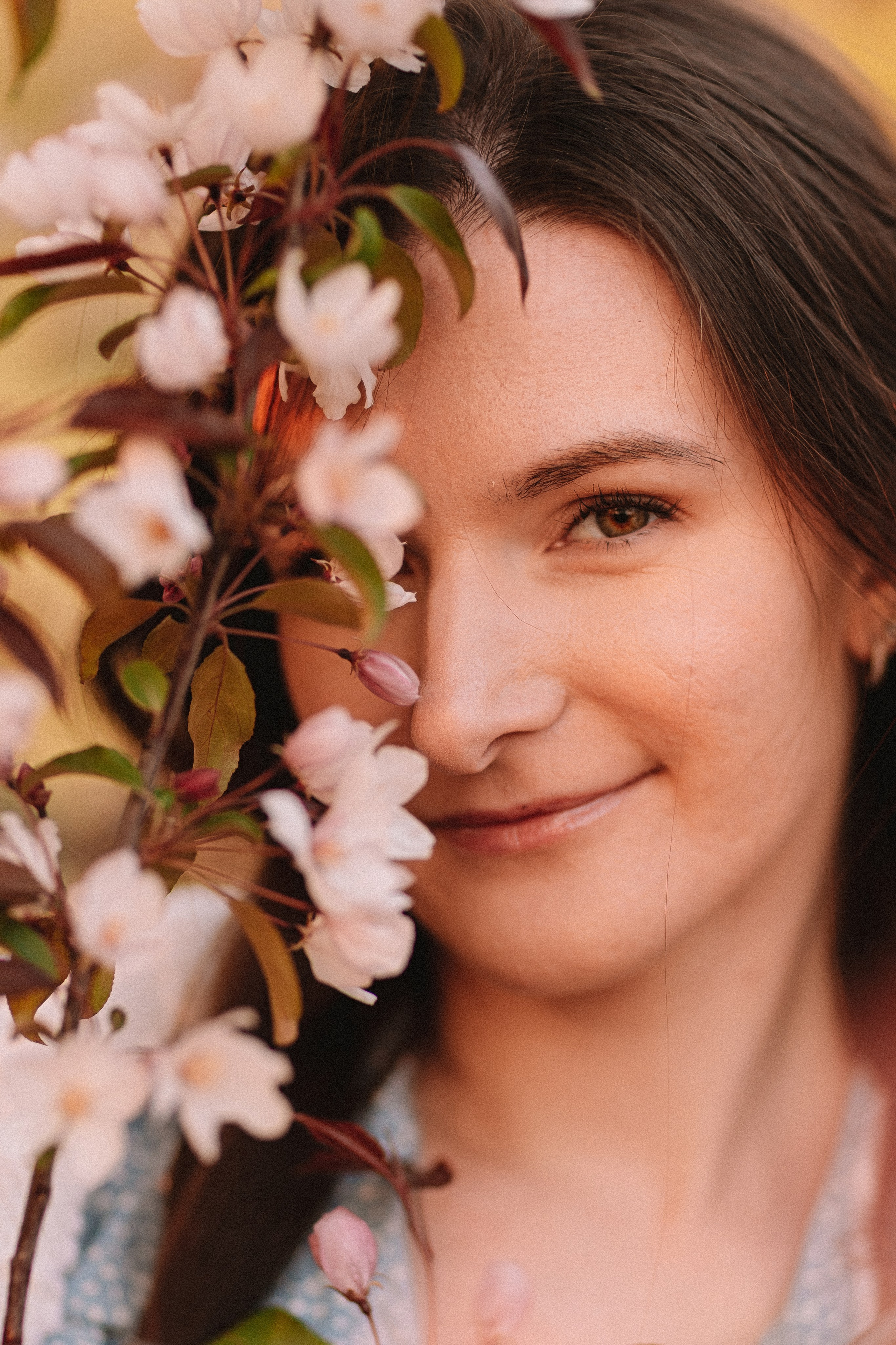 Яблони. Семейный фотограф Тюмень, фотограф на роды Салмина Мария