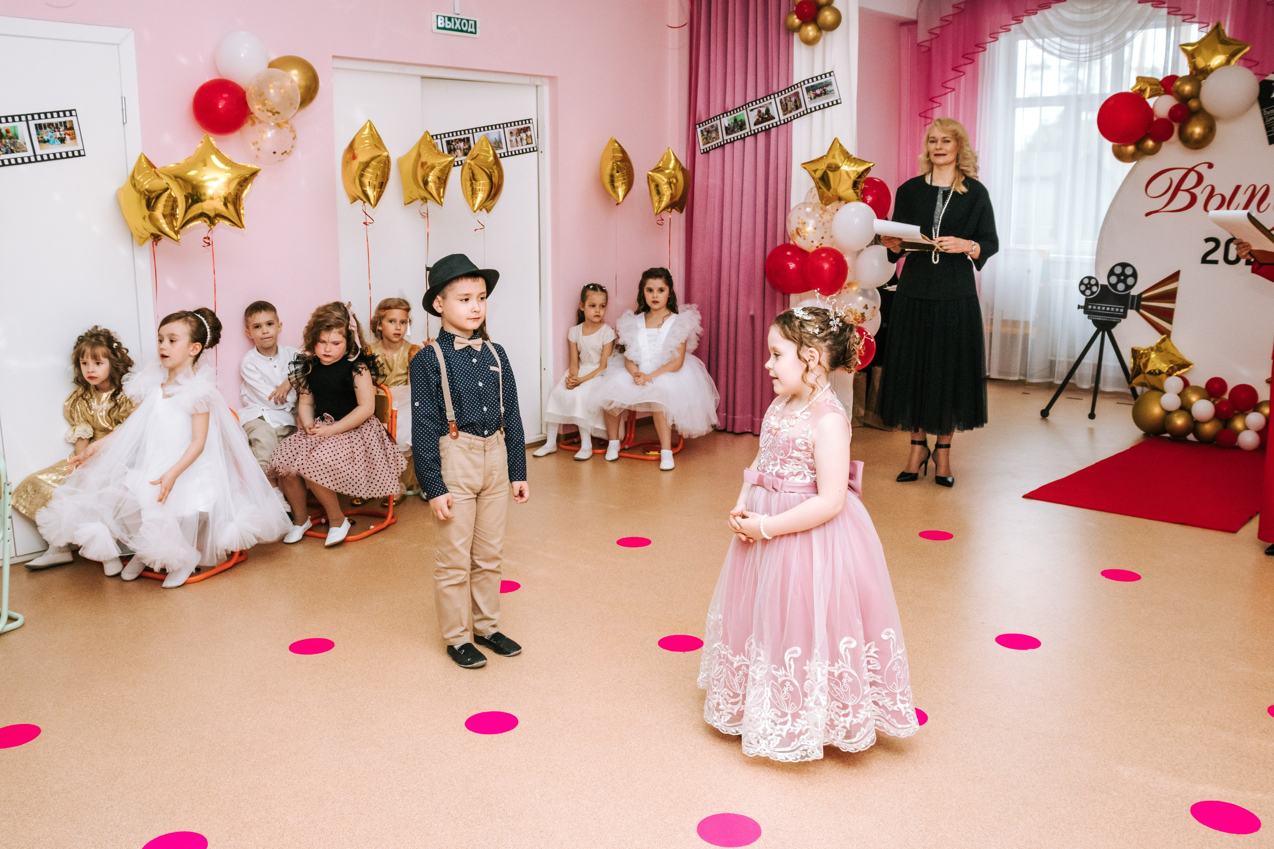 Фотограф на выпускной Детского сада Томск. Фотограф в Томске Дарья Пучкина