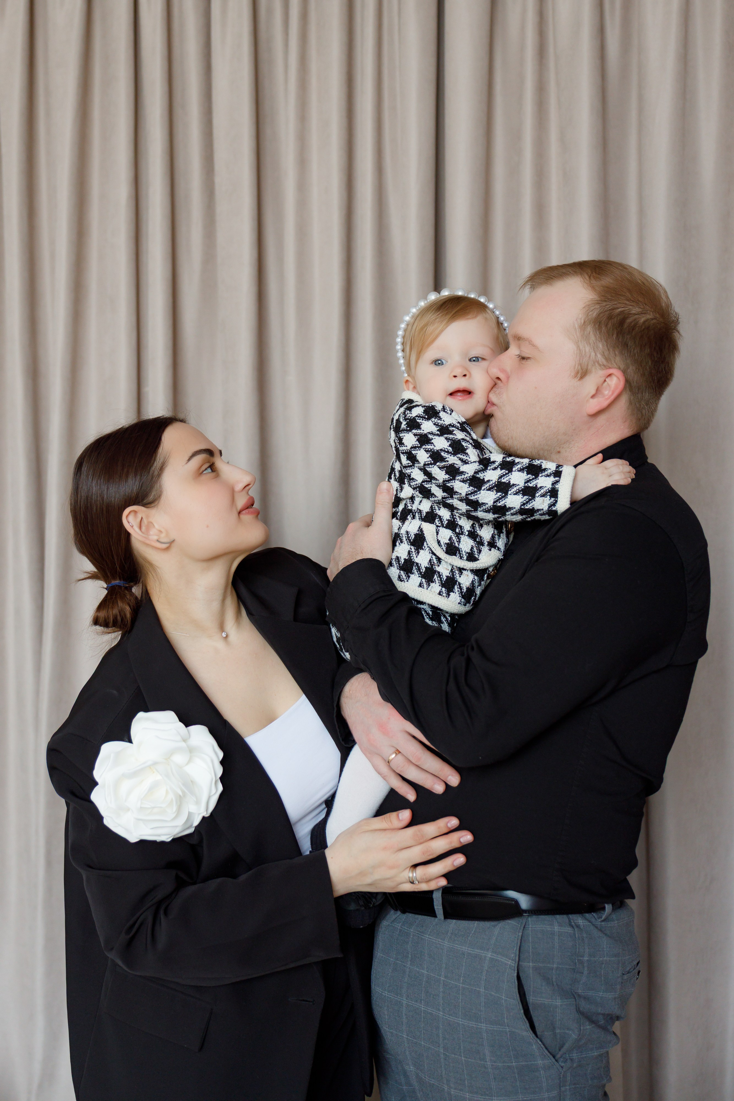 Таисии годик. Семейный и детский фотограф в Челябинске Елена Вышегородцева