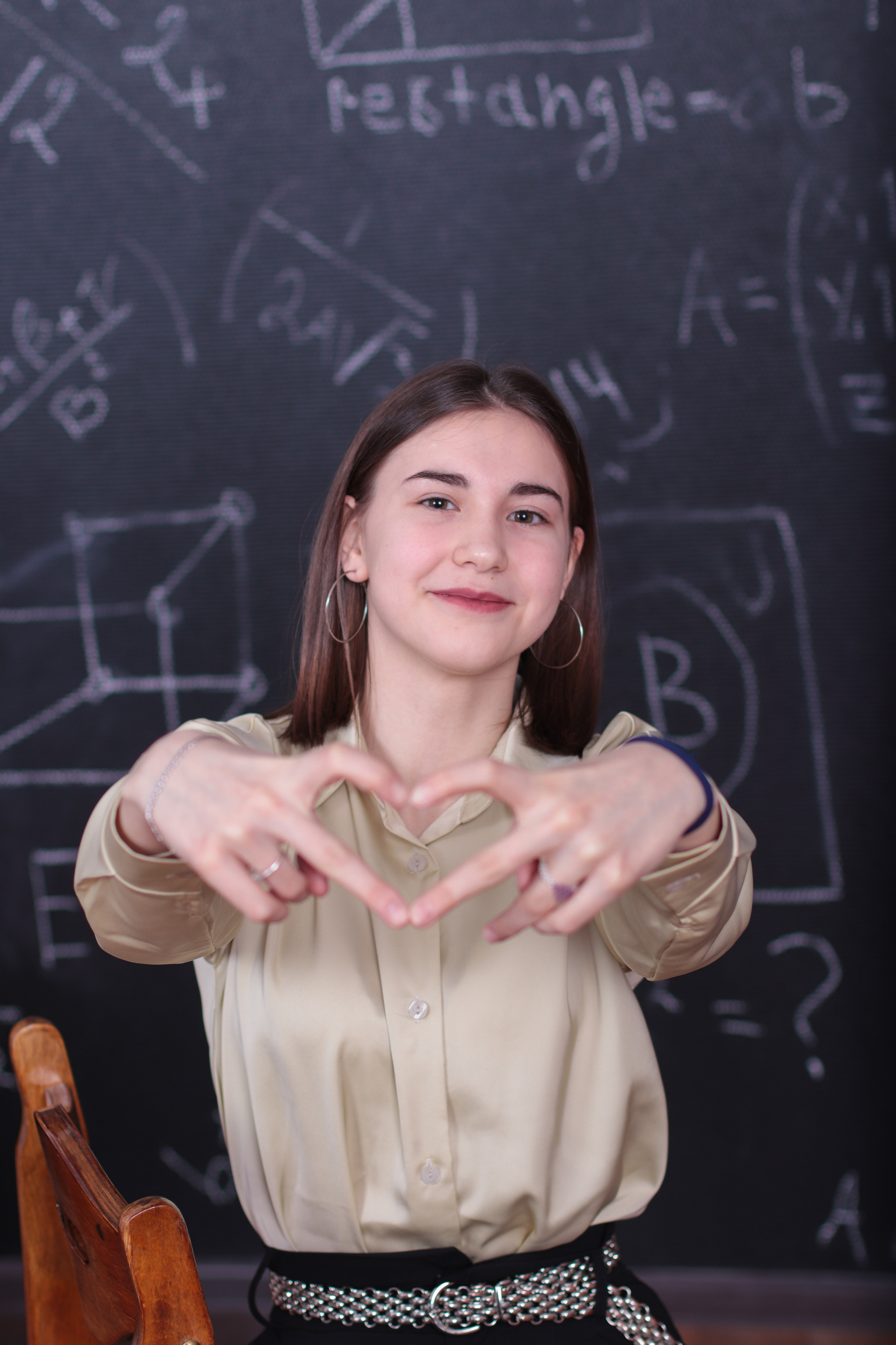 Альбом для девятого класса. Фотограф в Сургуте Брызгунова Анастасия