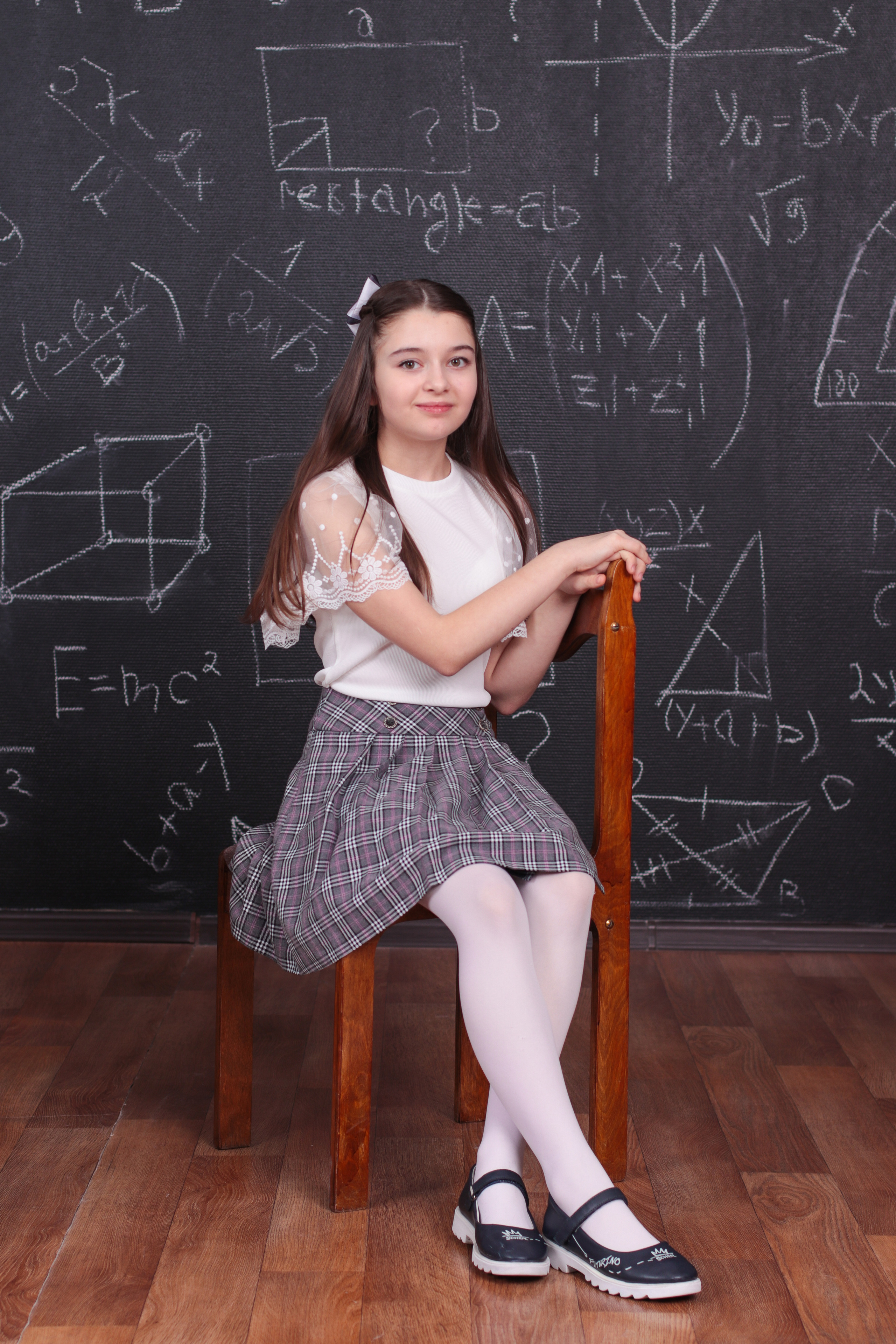 Альбом для четвертого класса. Фотограф в Сургуте Брызгунова Анастасия