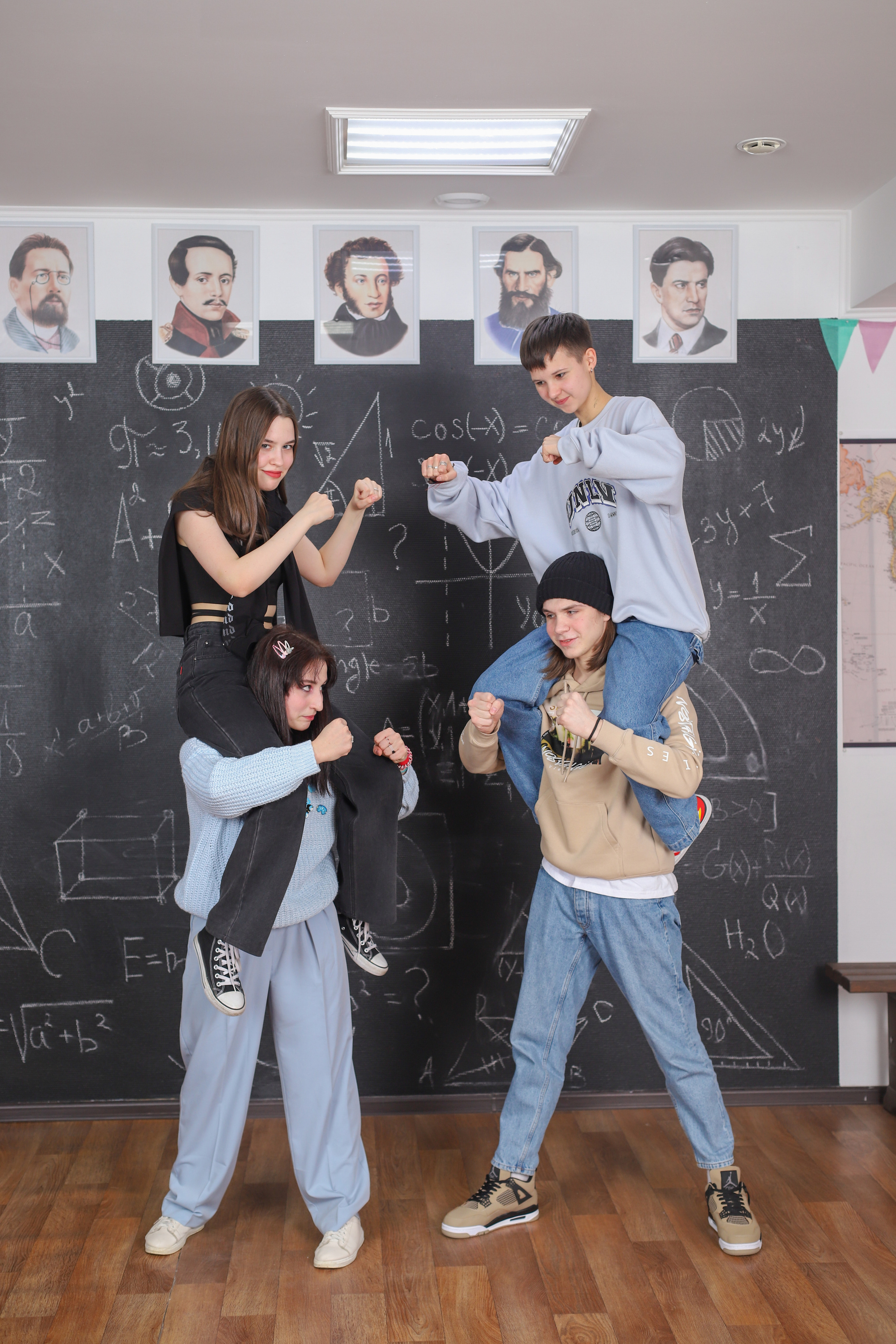 Съемка одиннадцатого класса. Фотограф в Сургуте Брызгунова Анастасия