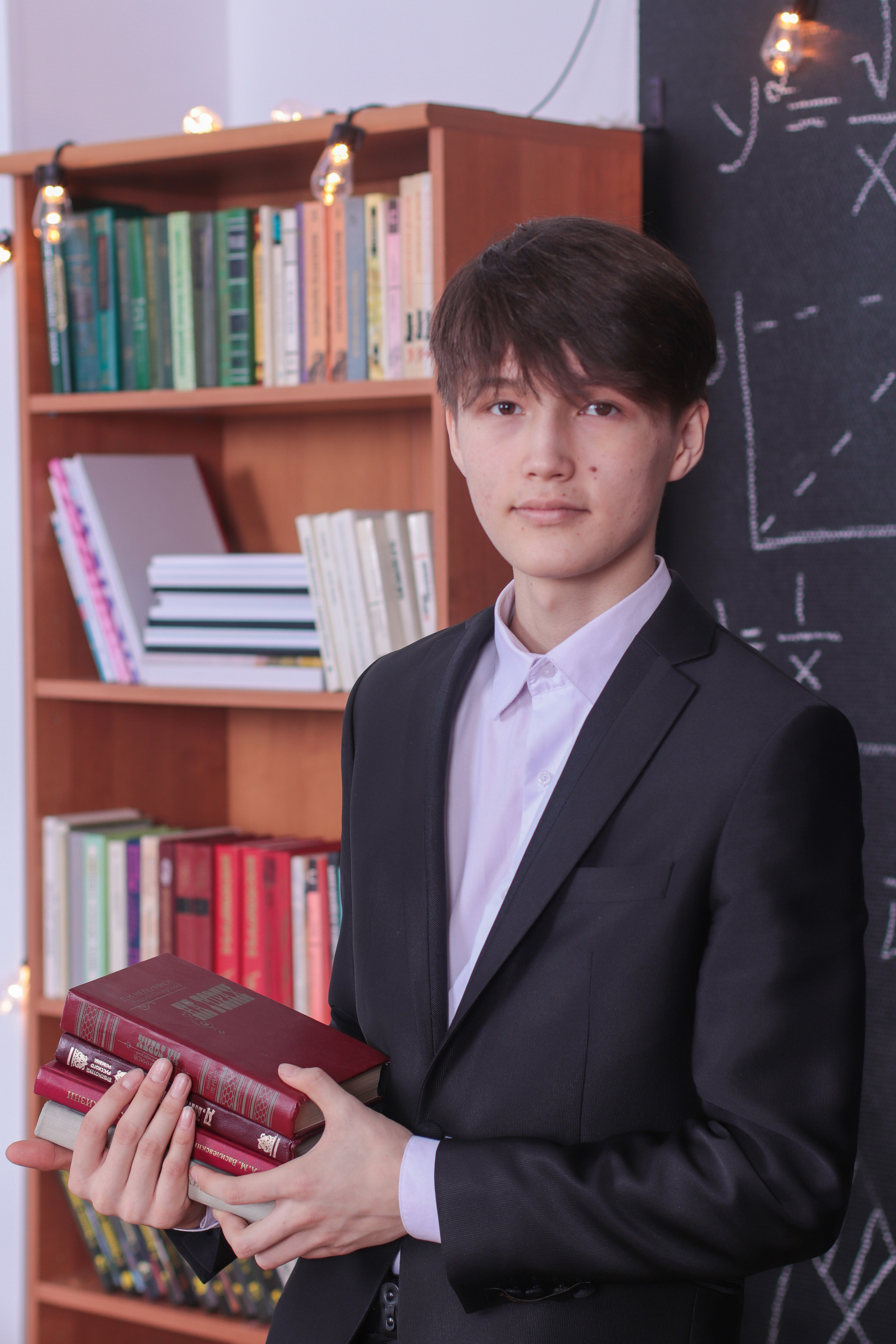 Альбом для девятого класса. Фотограф в Сургуте Брызгунова Анастасия