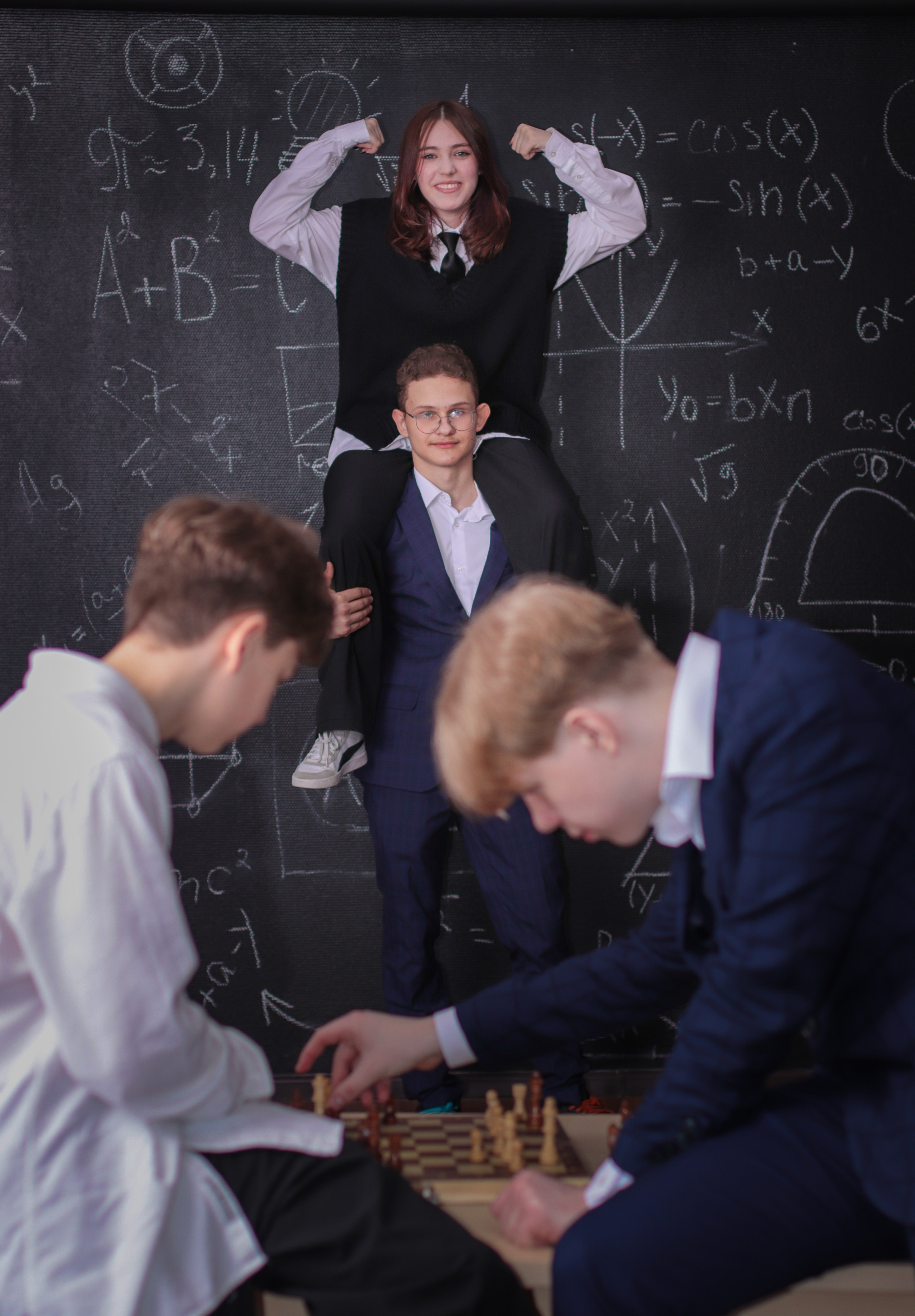 Альбом для девятого класса 2. Фотограф в Сургуте Брызгунова Анастасия