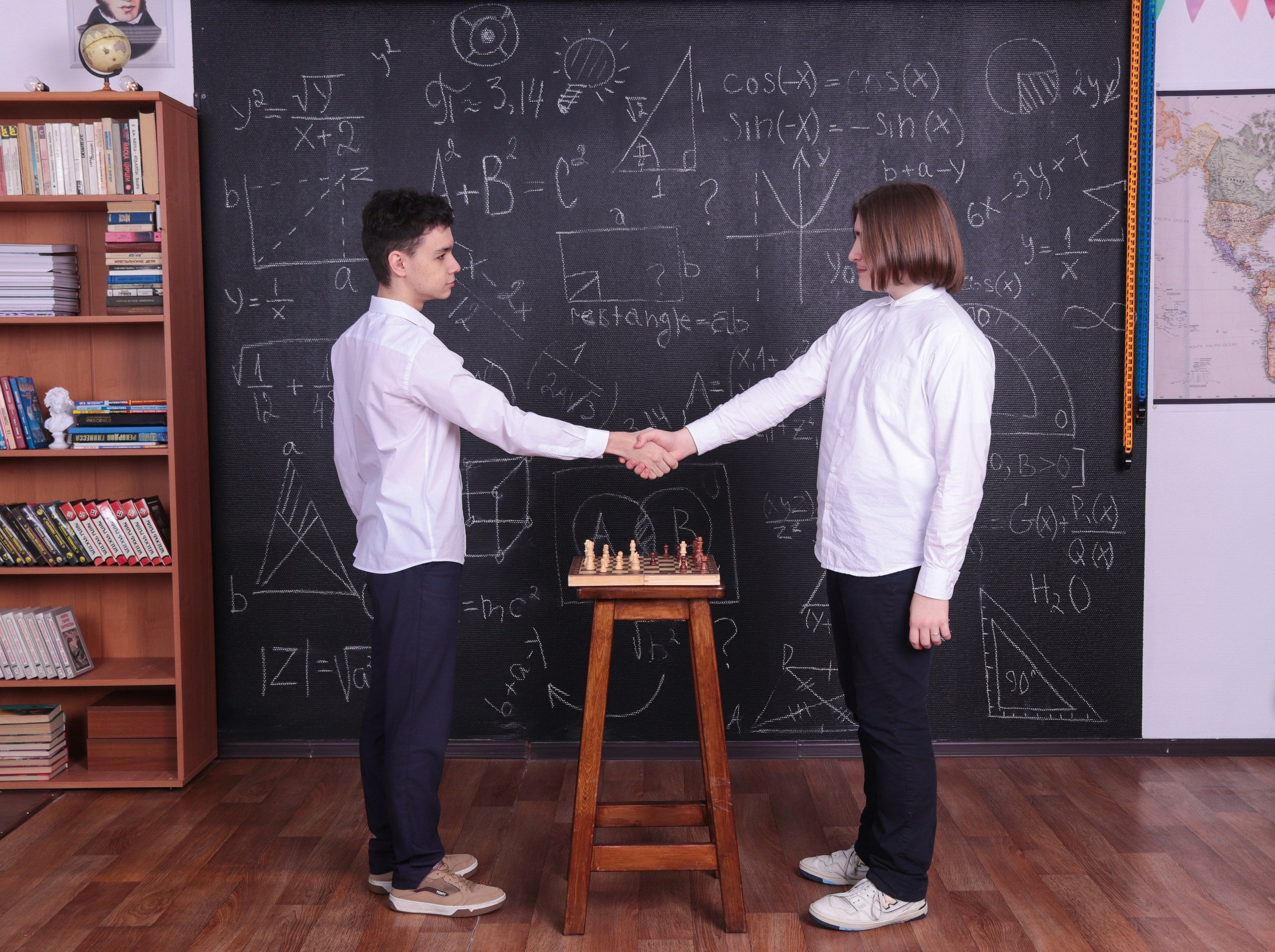 Альбом для девятого класса 2. Фотограф в Сургуте Брызгунова Анастасия