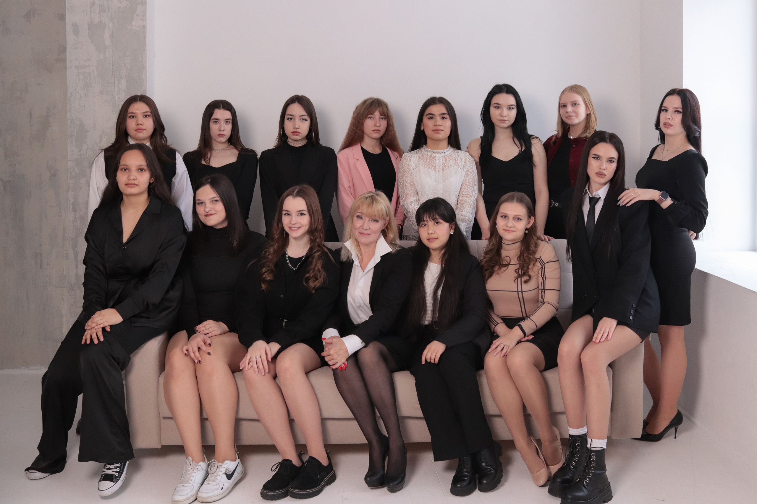 Альбом для одиннадцатого класса. Фотограф в Сургуте Брызгунова Анастасия