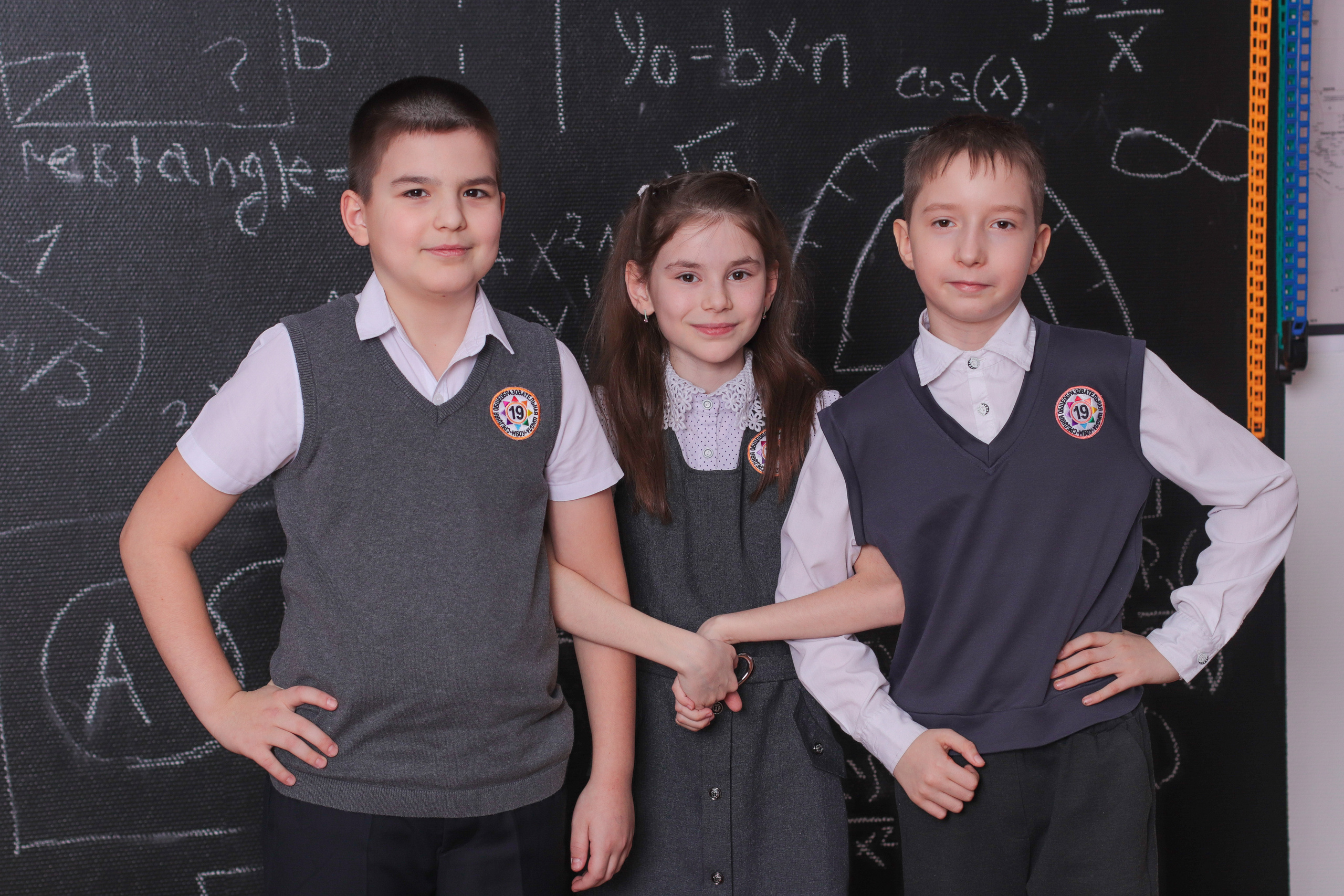 Альбом для четвертого класса. Фотограф в Сургуте Брызгунова Анастасия