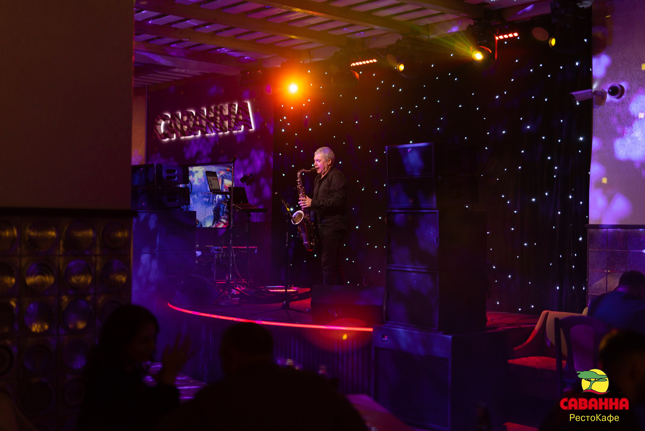 Гр. Владимир и гр. Сила моли. Свадебный фотограф в Рязани Вагнер Владимир