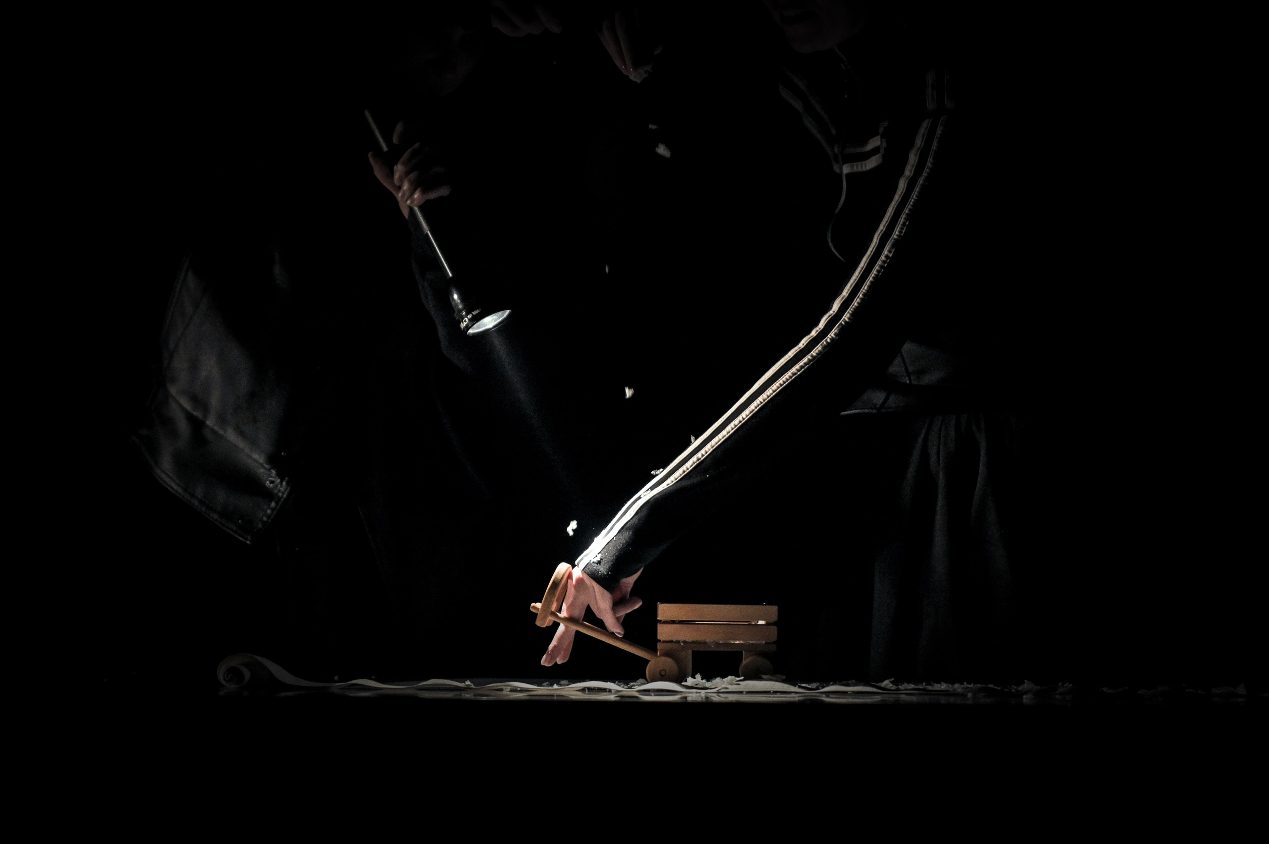 Спектакль "Магазин", Небольшой Драматический Театр /Санкт-Петербург/. Татьяна Колганова, Анна Шельяпкова, Михаил Тараканов