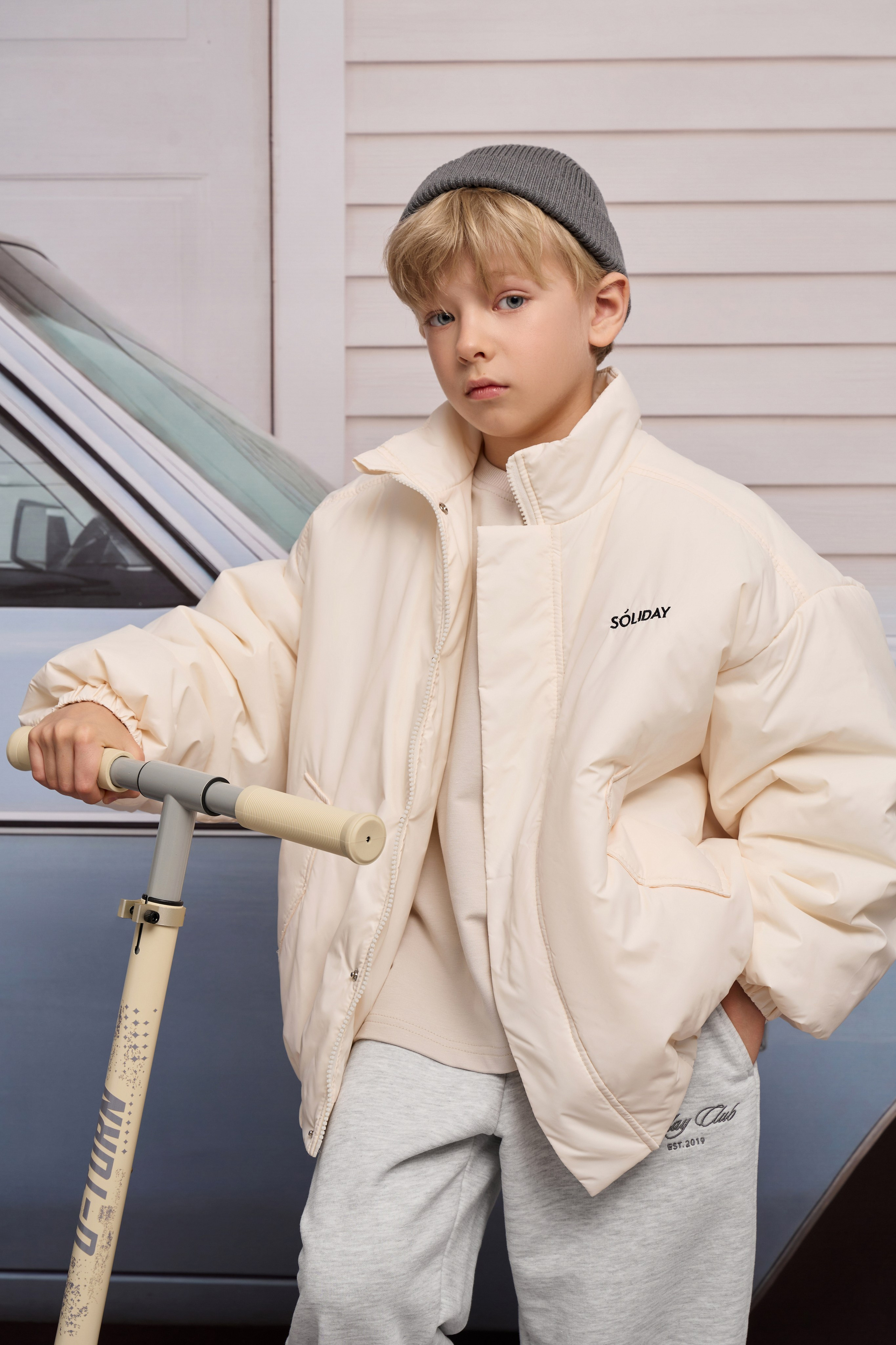 RETRO CAR. Creative Fashion Photographer & Art Director