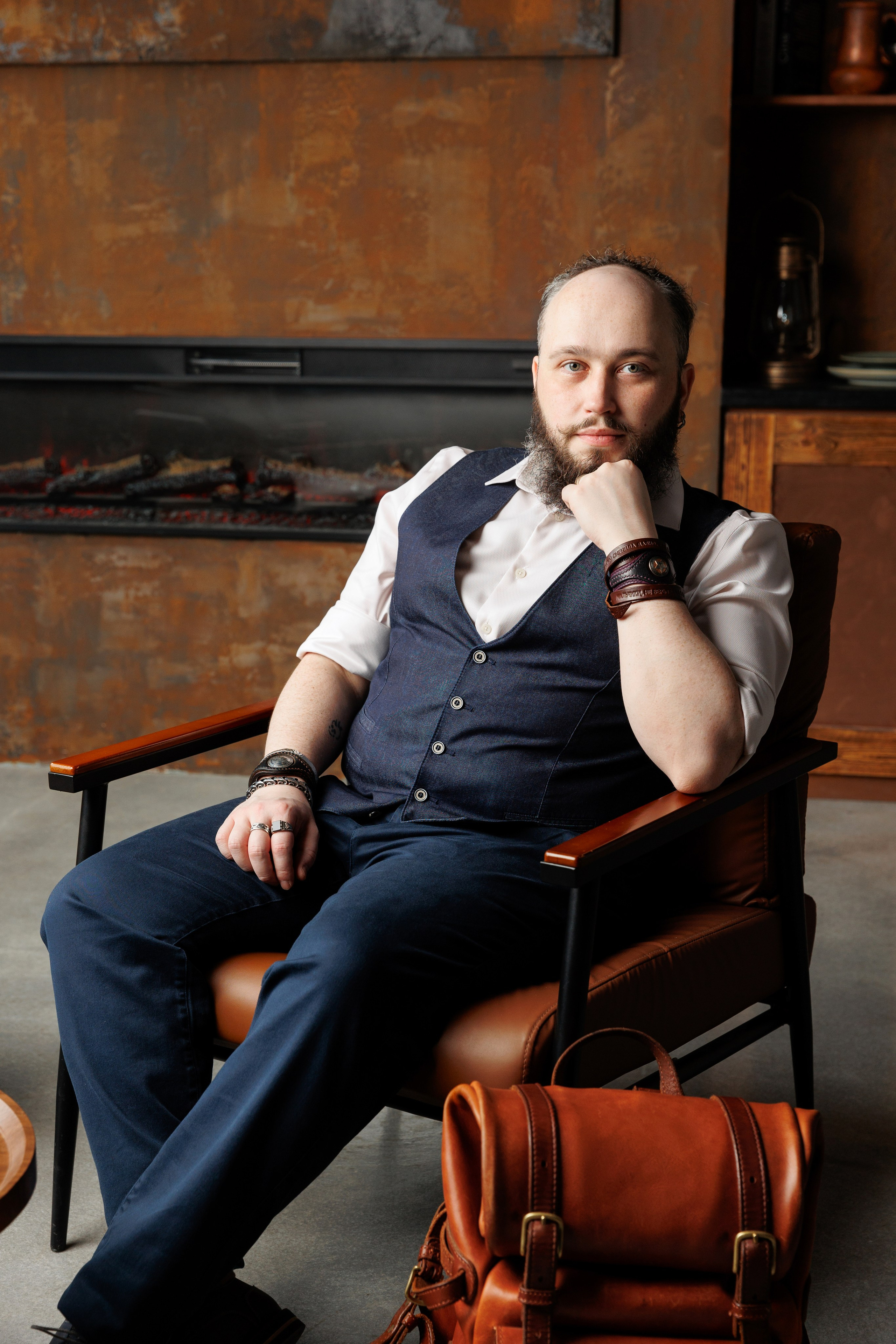 Андрей мастер по работе с кожей. Фотограф Щелково/ Москва Татьяна Жучкова