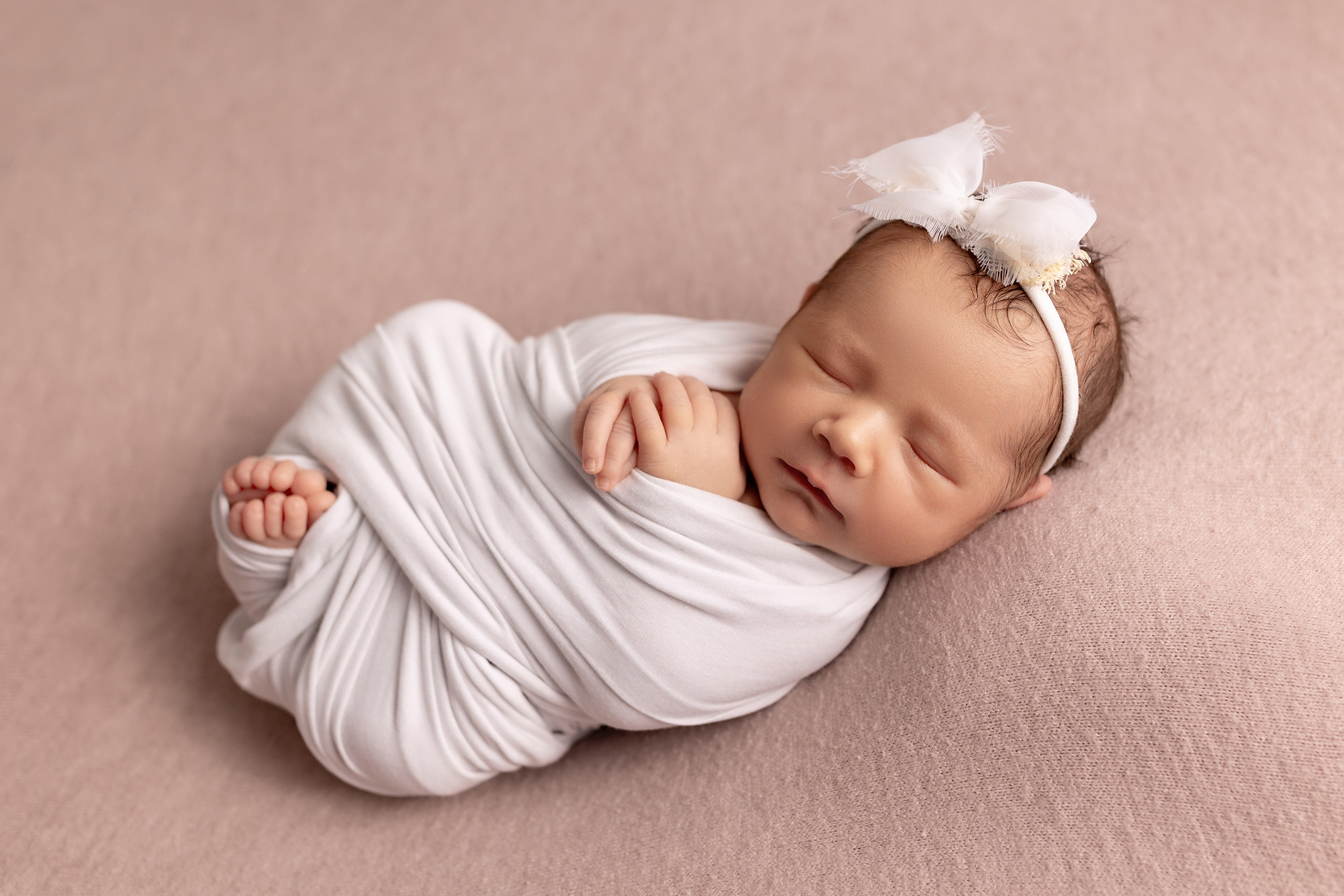 Новорождённые. Фотограф новорождённых г. Салехард