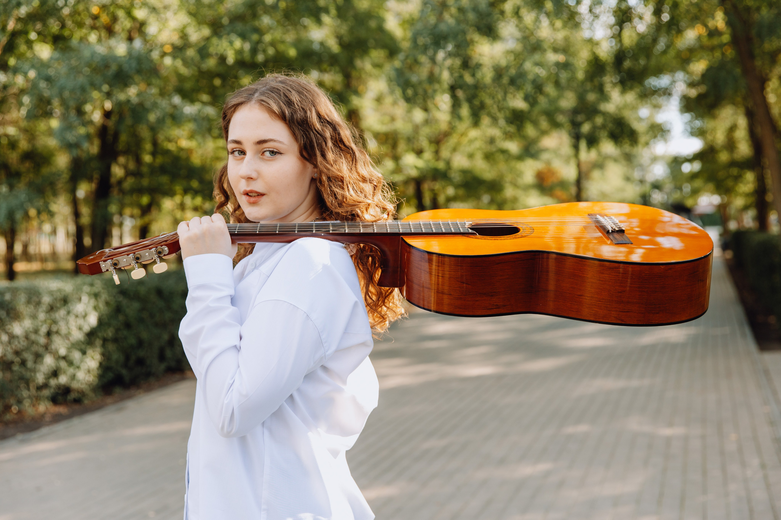 Школьные альбомы в Чернянке. Фотограф Максим Никонов