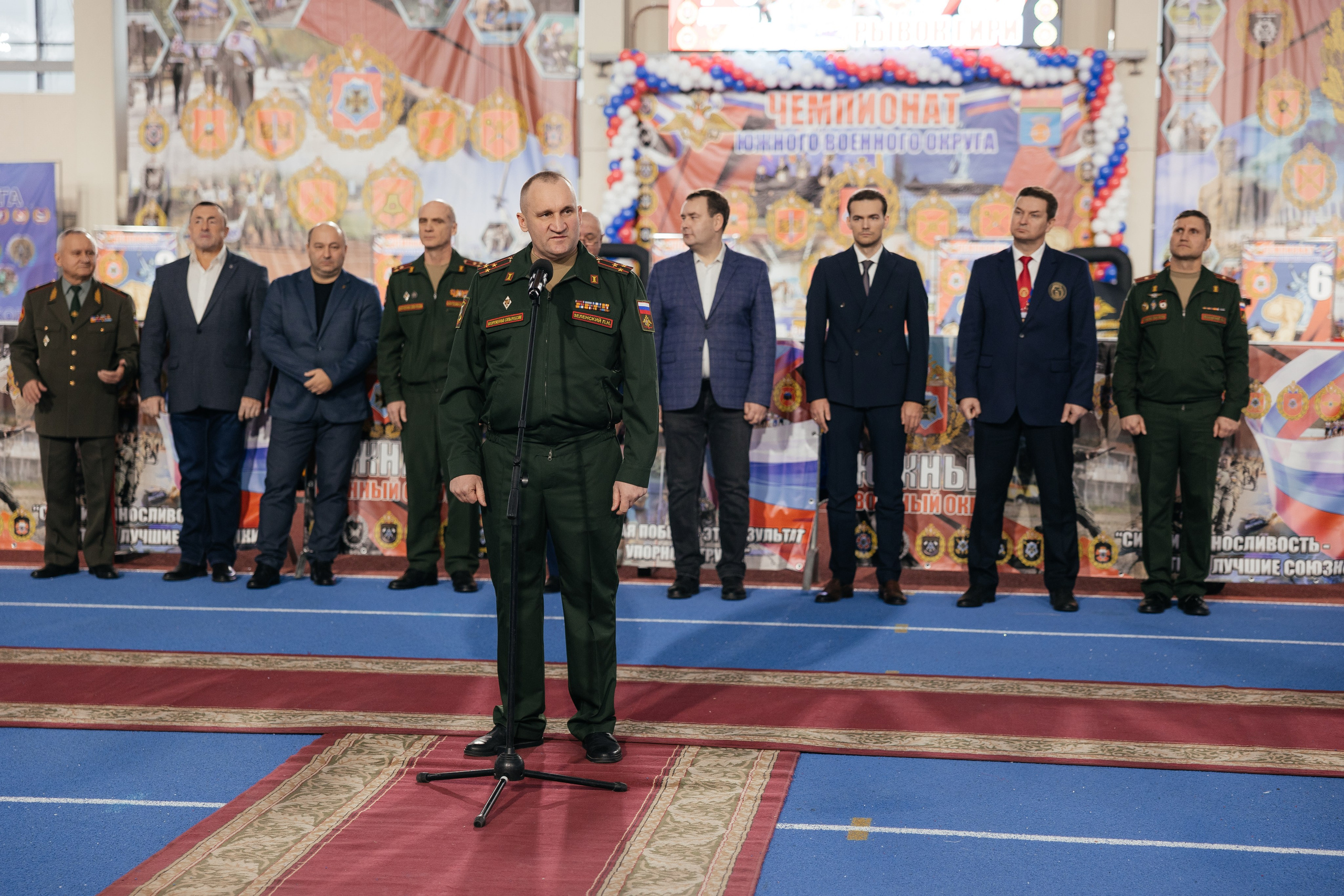 Манеж соревнования. Фотограф Крохин Олег