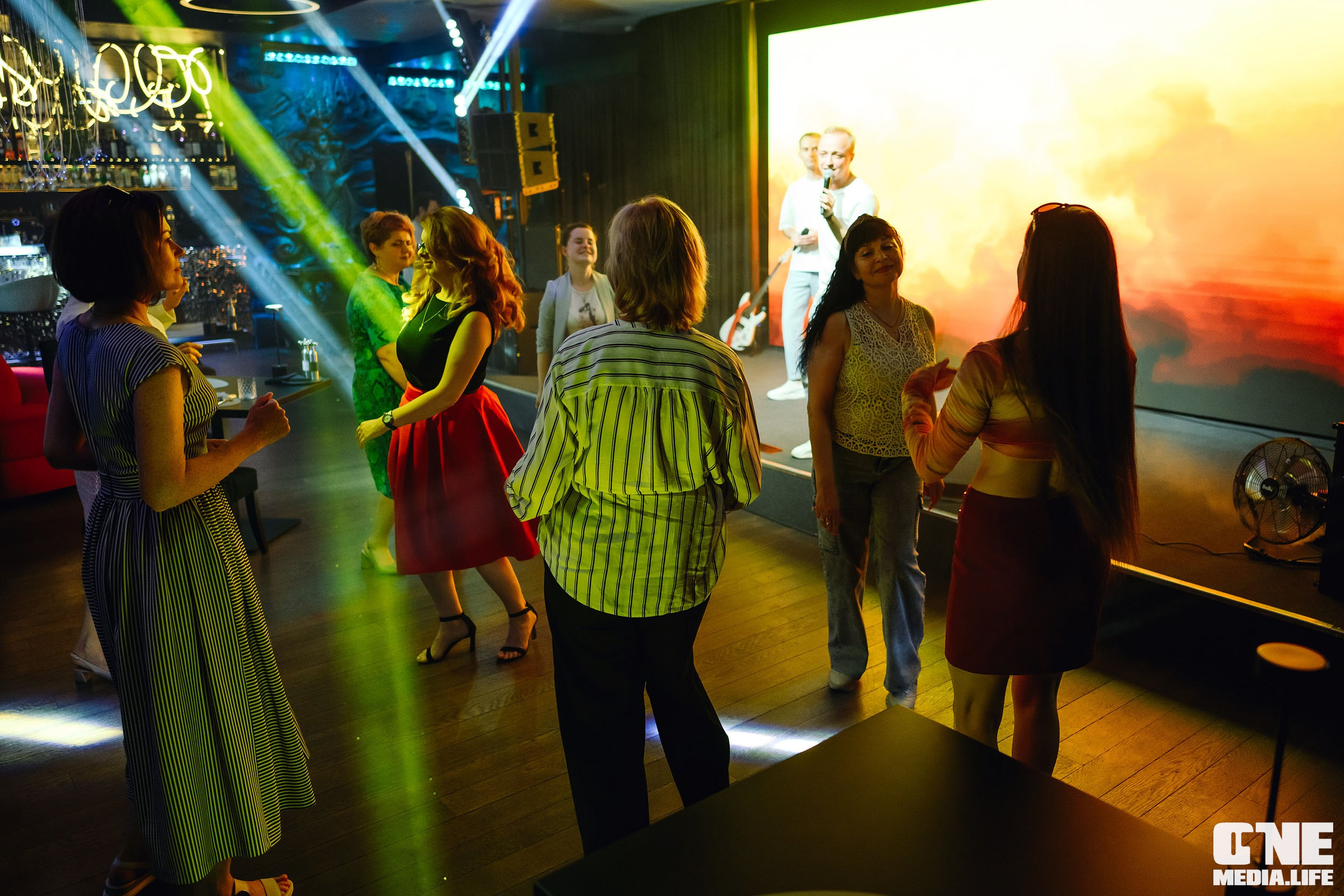 Фоторепортаж с вечеринки в Океане. One Media Life: фоторепортажи, фотоотчеты с мероприятий и заведений