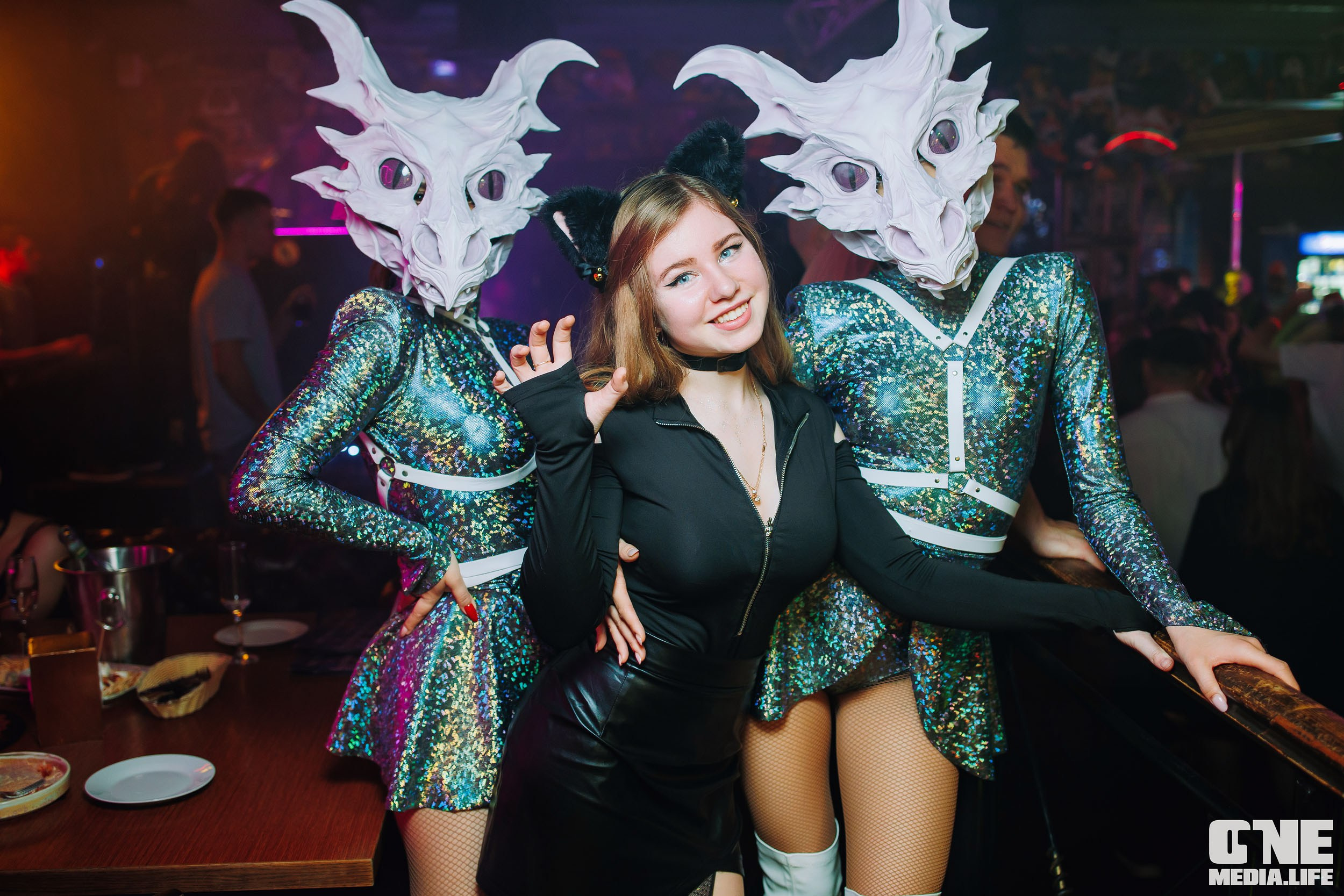 Фоторепортаж из бара XxxX. One Media Life: фоторепортажи, фотоотчеты с мероприятий и заведений