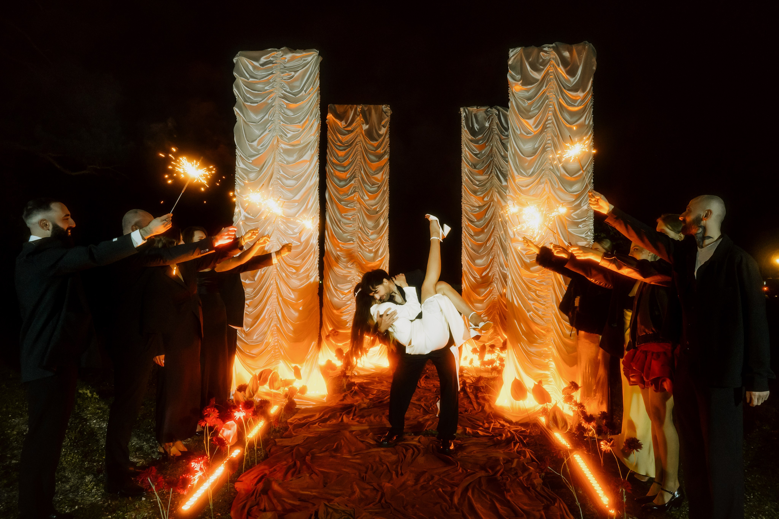 S & E. Главная