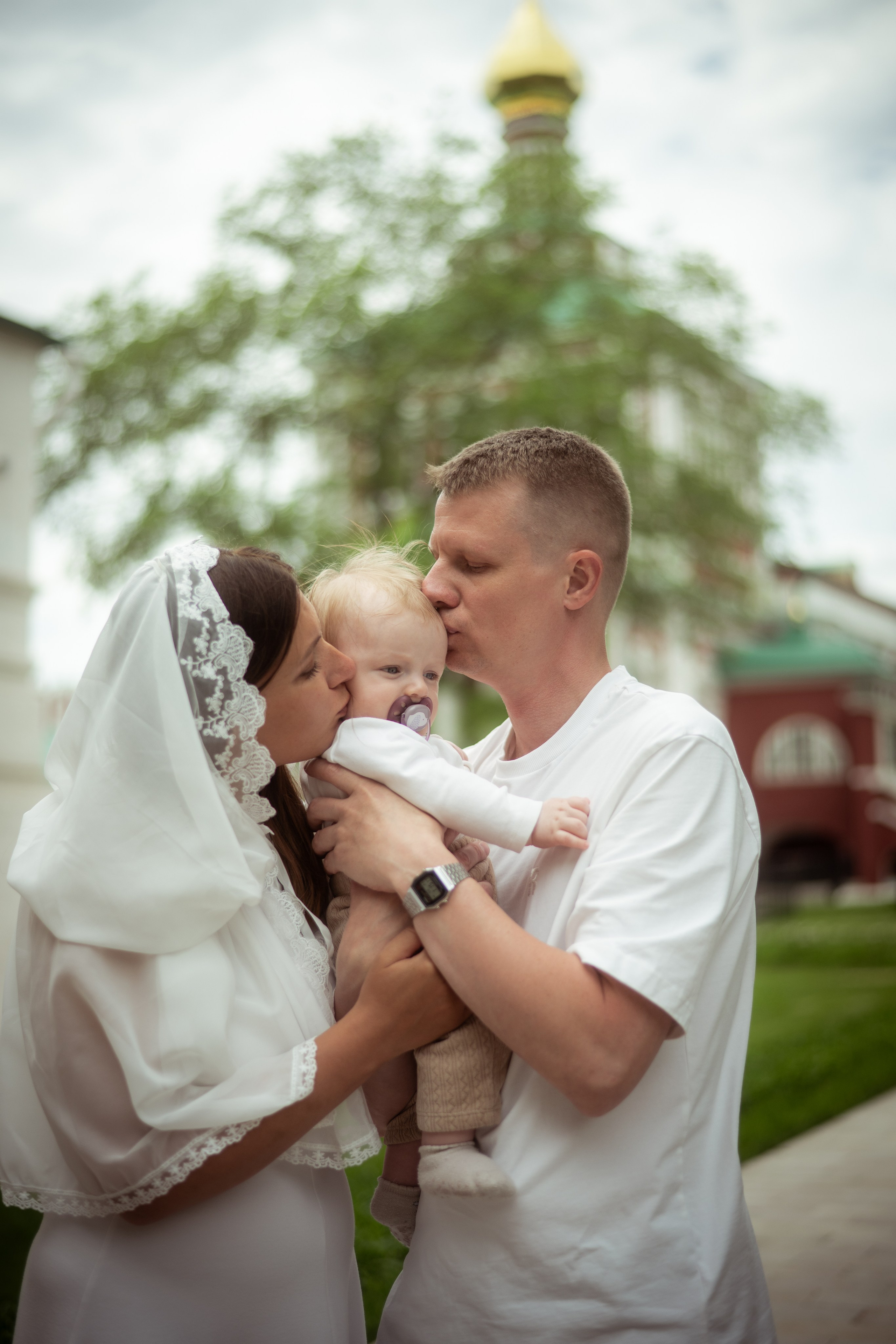 Крещение Ванечки в Новодевичьем монастыре. Фотограф в Москве и Королёве Сутягина Мария
