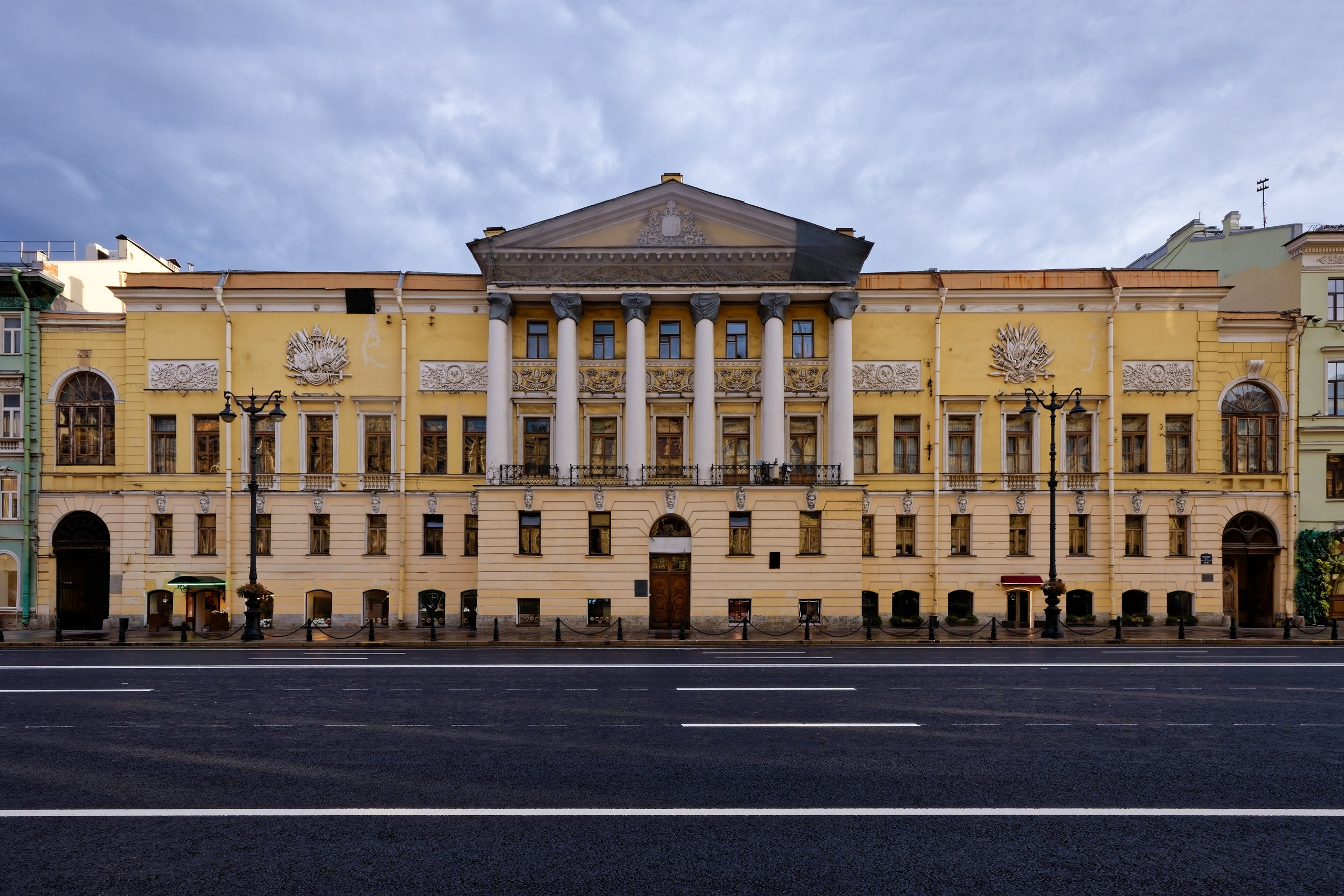 Санкт-Петербург, Невский проспект, дом 84-86. Дом Юсуповых (Дом актёра), 1867 год. Архитектор М.А. Овчинников. ОКНФЗ 781610424290016
