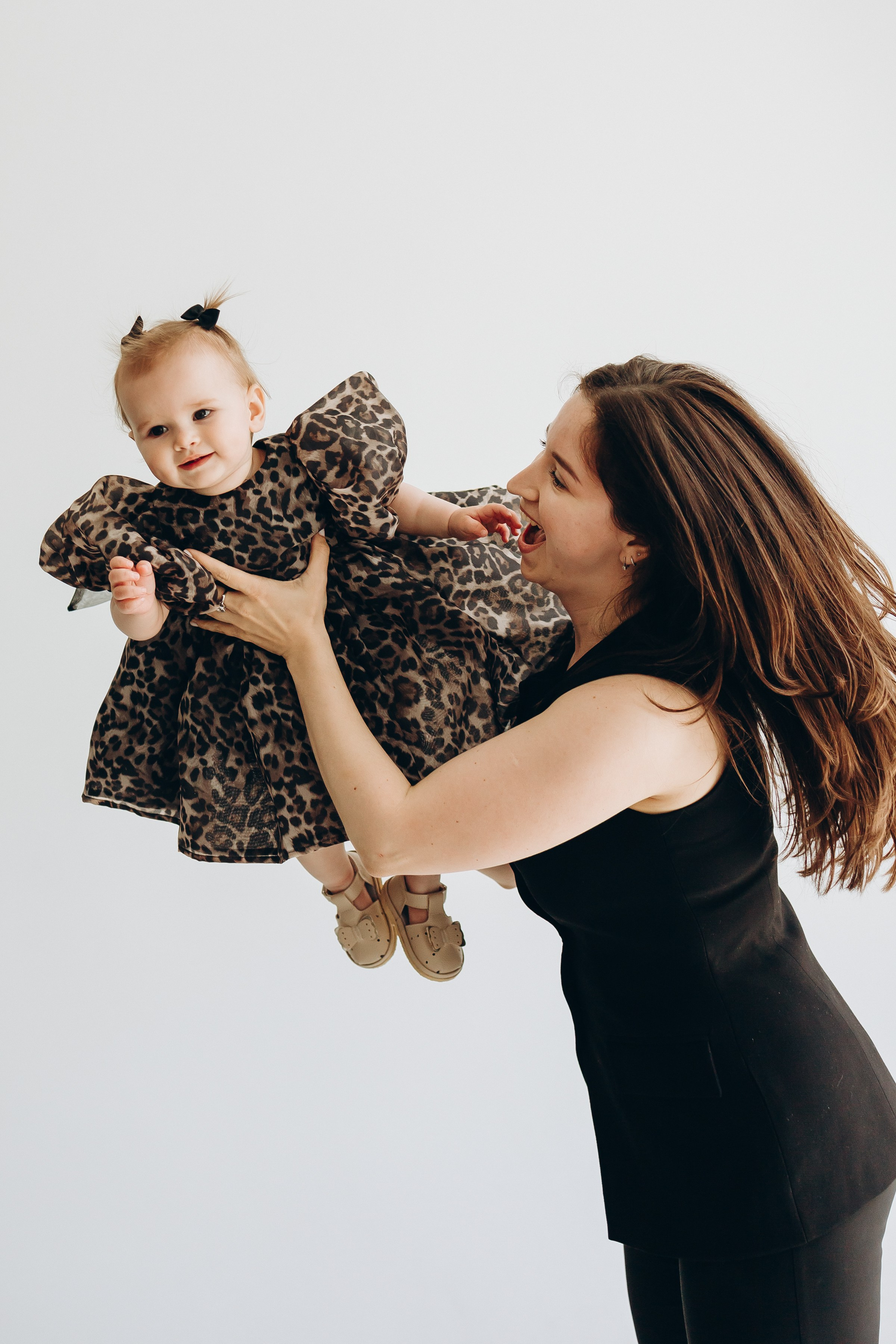 Семейная фотосессия к первому годику. Семейный фотограф в Волгодонске Краченцева Анна