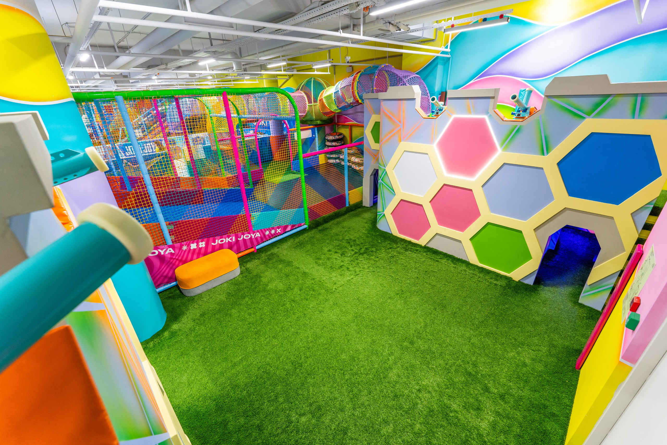 Парк развлечений Joki Joya Лефортово. Интерьерный фотограф Александра Солдатова