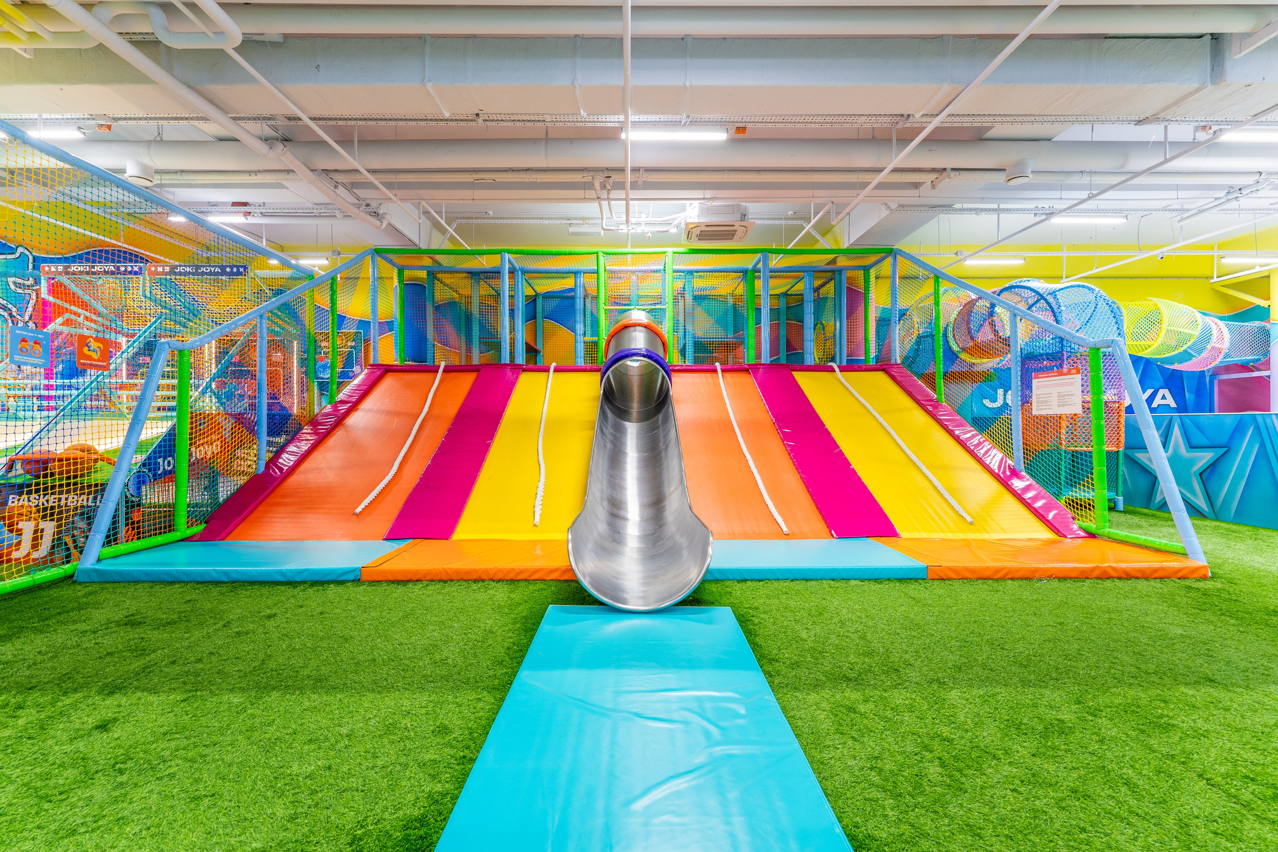 Парк развлечений Joki Joya Лефортово. Интерьерный фотограф Александра Солдатова