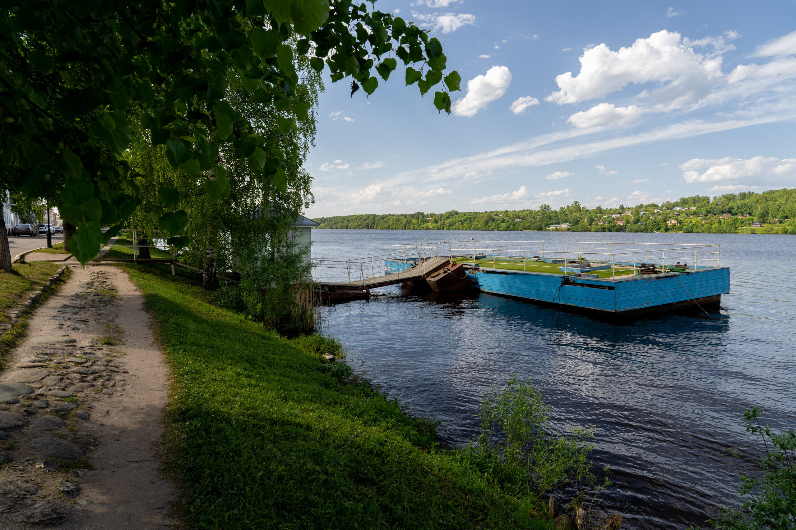 Плёс. ПОБУДЬ ЗДЕСЬ И ЦЕЛЕЕ БУДЕТ ЭТОТ МИР