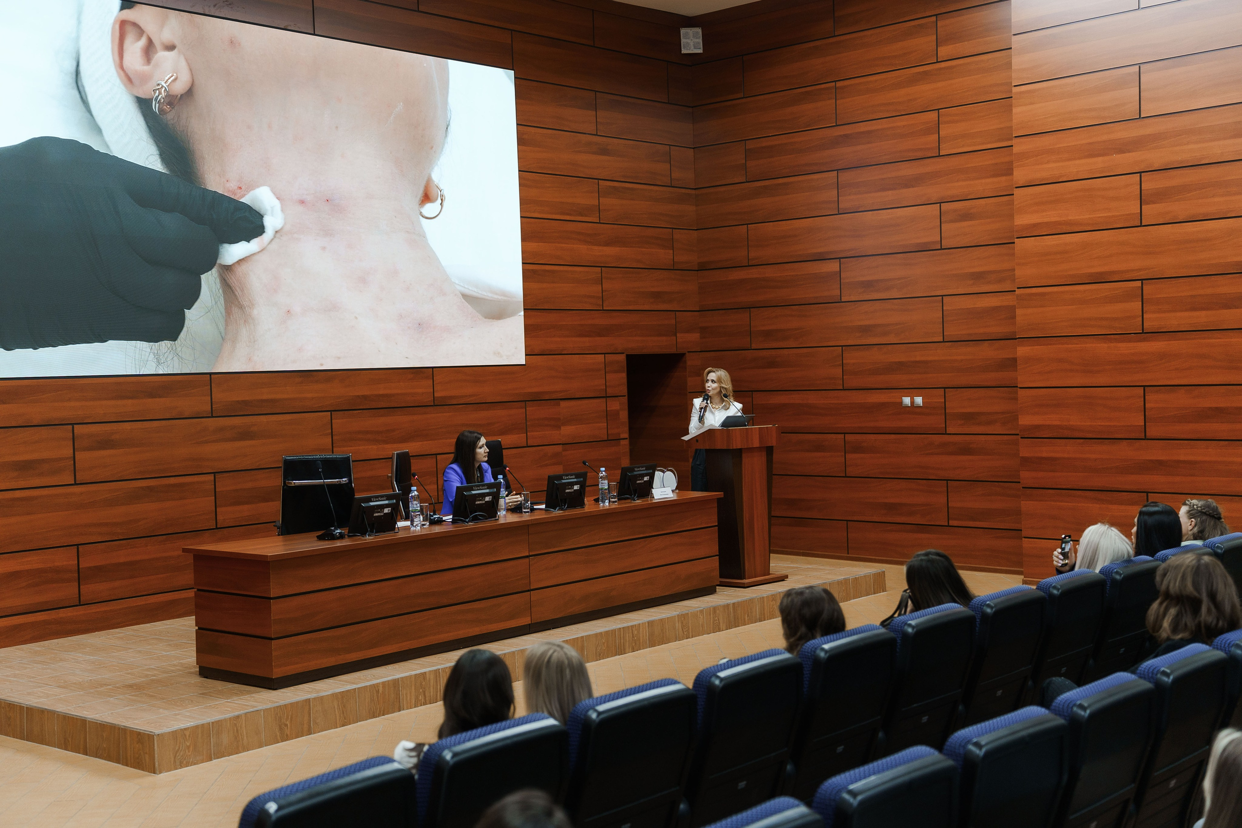 СПИКЕРЫ. PRO-AGELESS